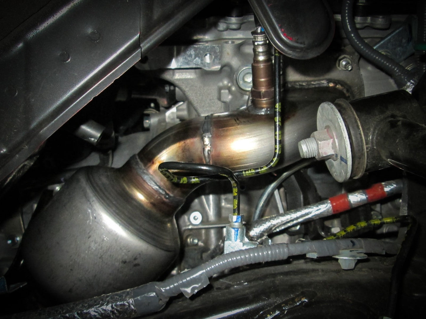 aFe 16-17 Toyota Tacoma V6-3.5L Twisted Steel Down Pipe 409SS w/ Cat (afe48-46012-HC)