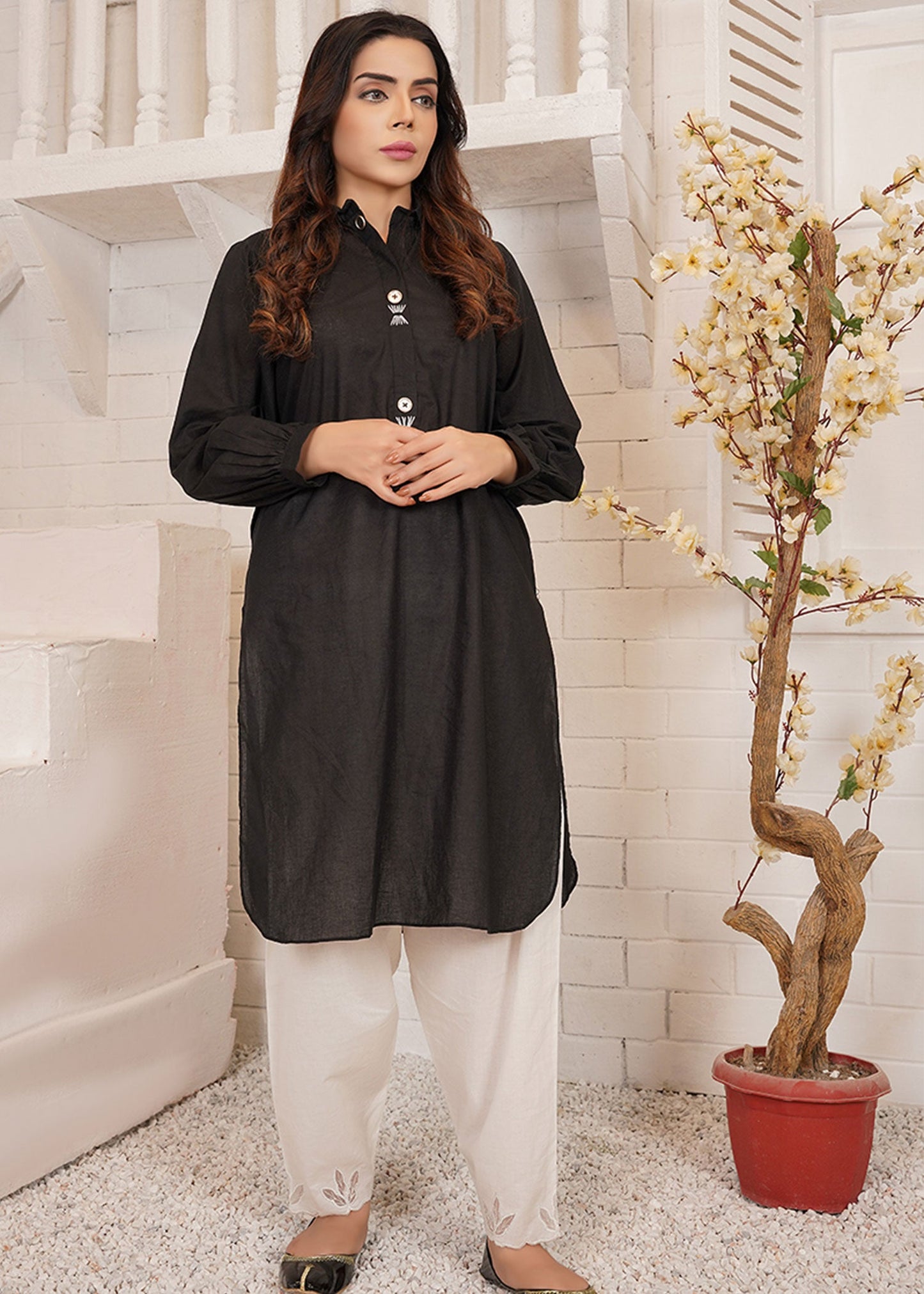 AKS E JAHAN - Oak White Narrow Shalwar - TR-A-104A