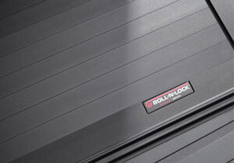 Roll-N-Lock 16-22 Toyota Tacoma Access/DC (w/o OE Tracks - 73.7in Bed) A-Series XT Retractable Cover (rnl531A-XT)