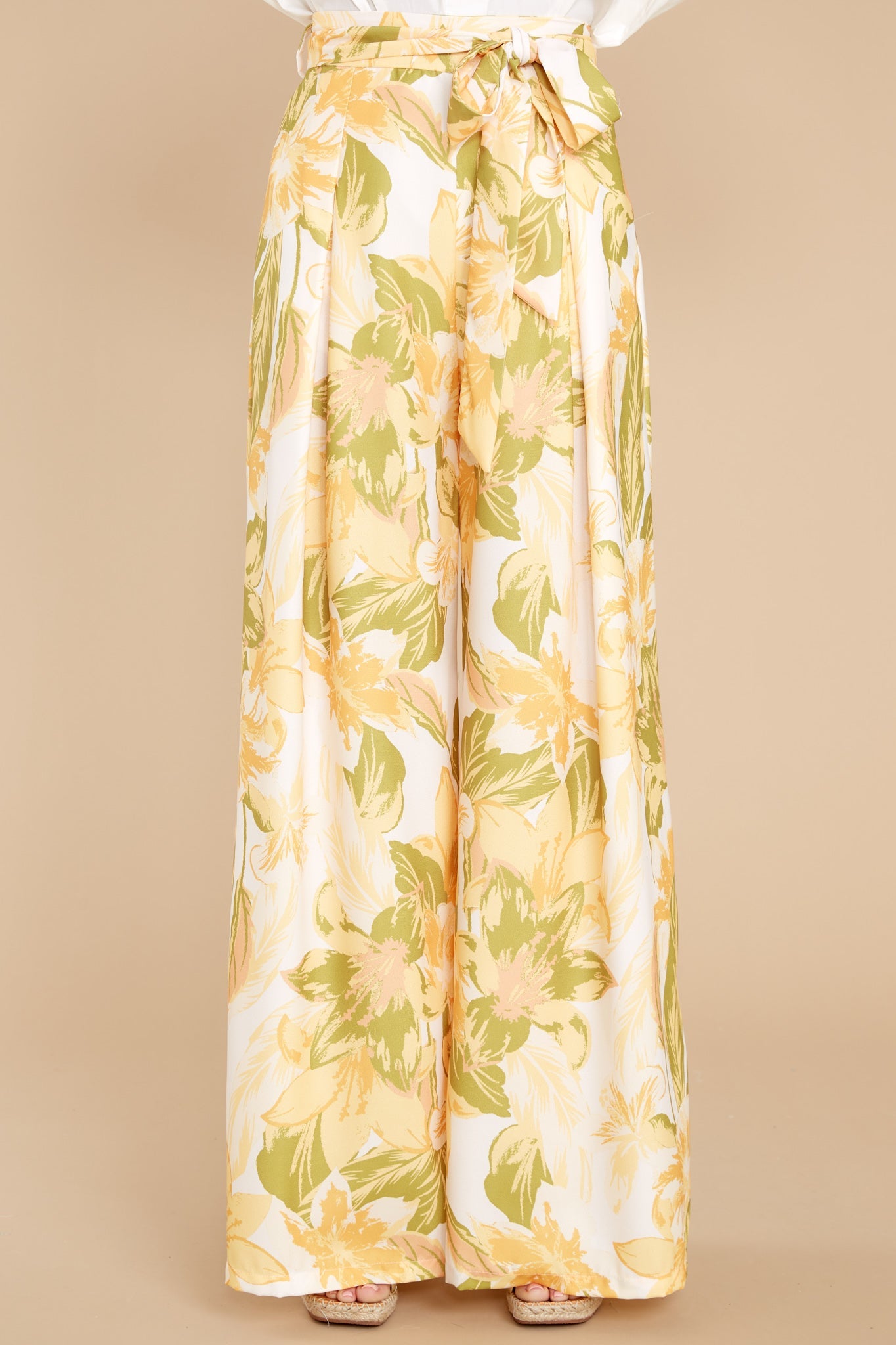 Season's Harmony Yellow Floral Print Pants