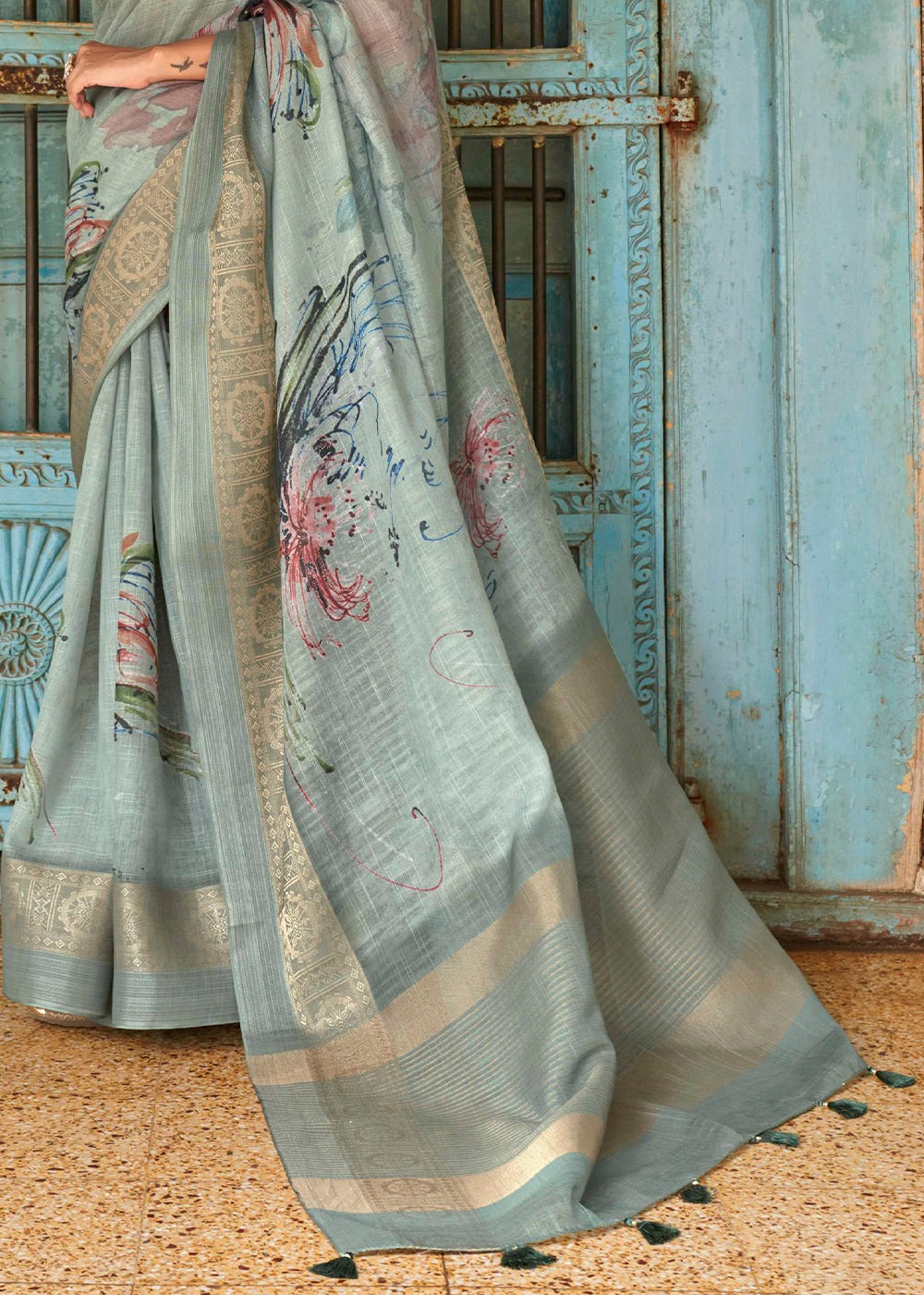 Shades Of Green Floral Printed linen Saree with Zari Border