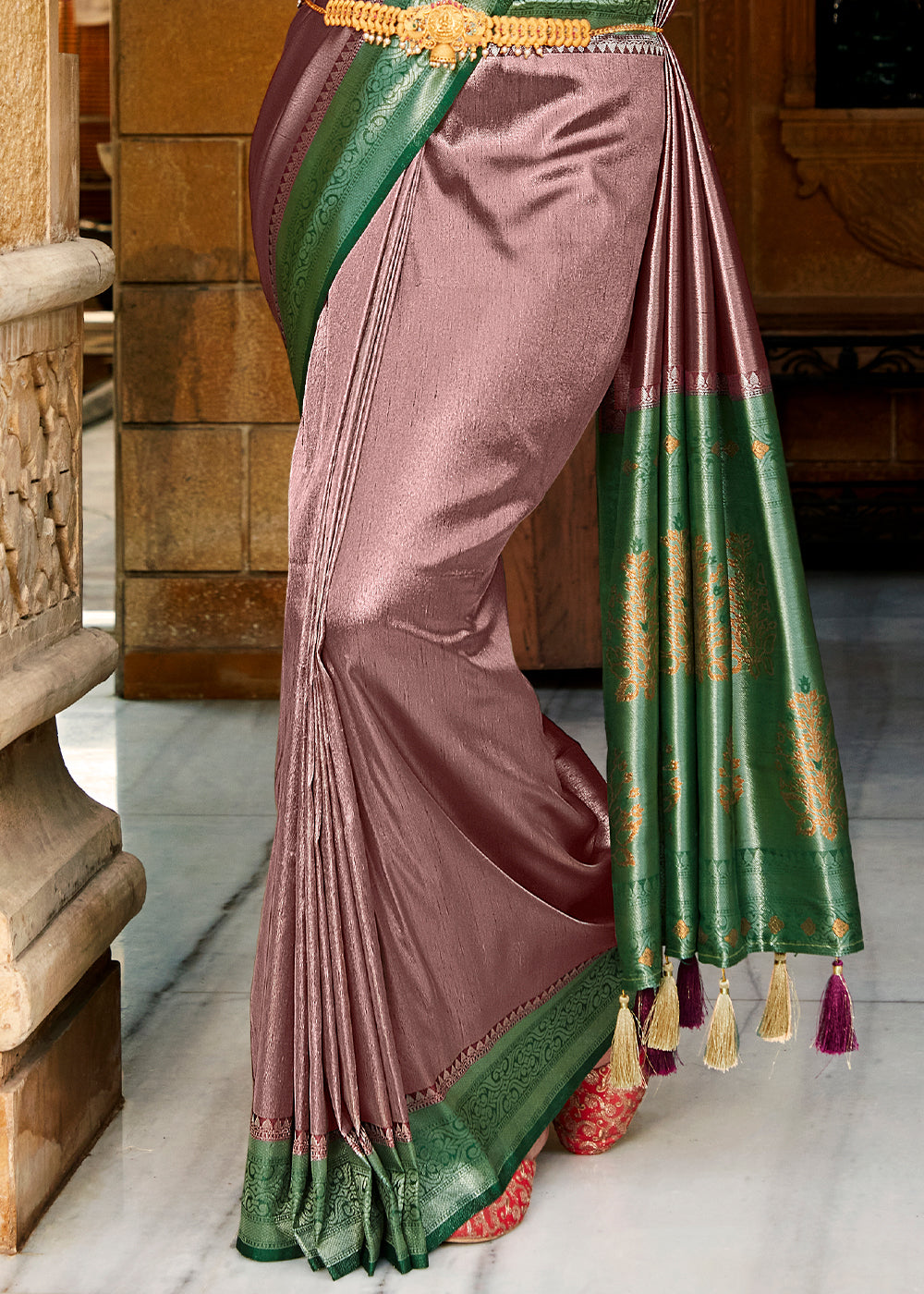 Lilac Purple Zari Woven Kanjivaram Silk Saree with Contrast Border & Pallu