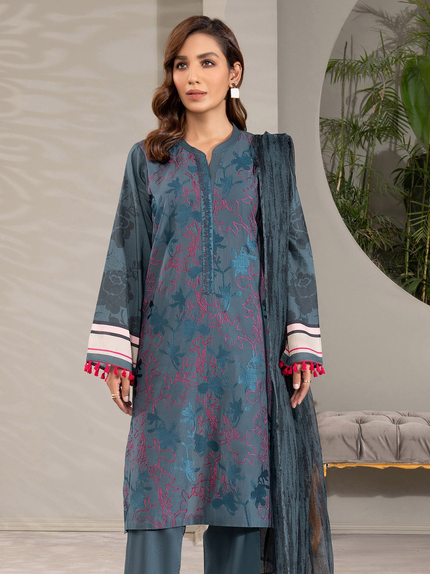 2 Piece Embroidered Lawn Suit