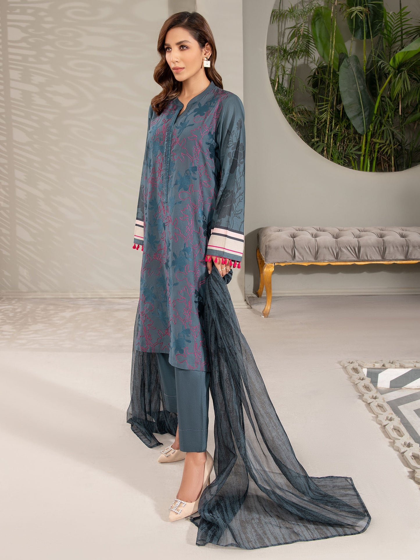 2 Piece Embroidered Lawn Suit