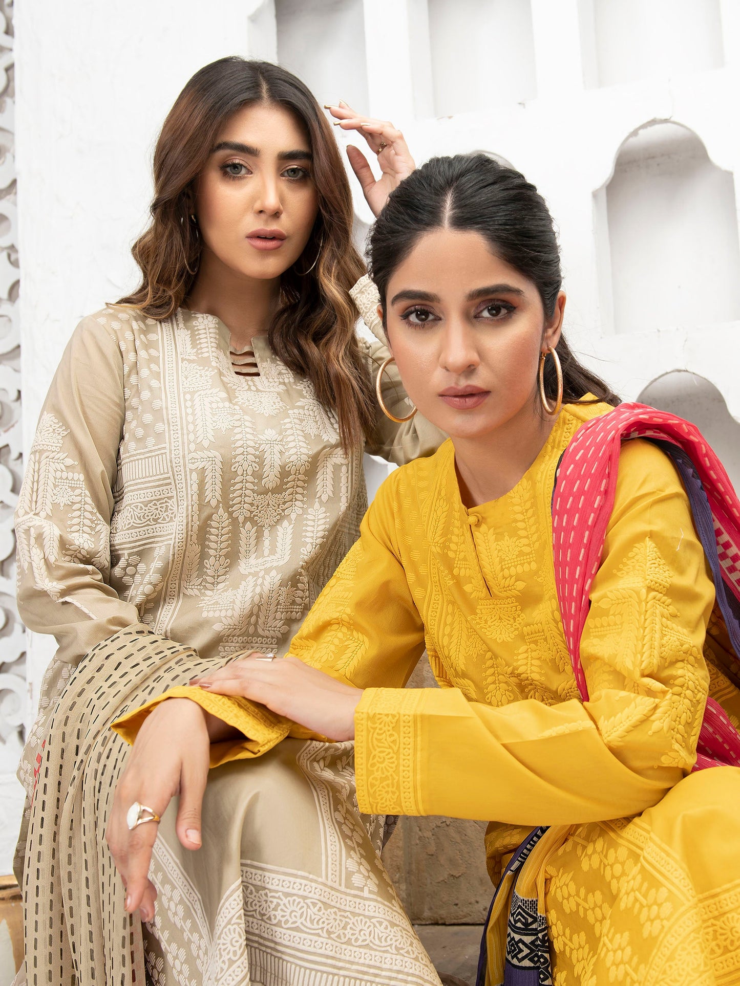 Embossed Lawn 2 Piece Suit