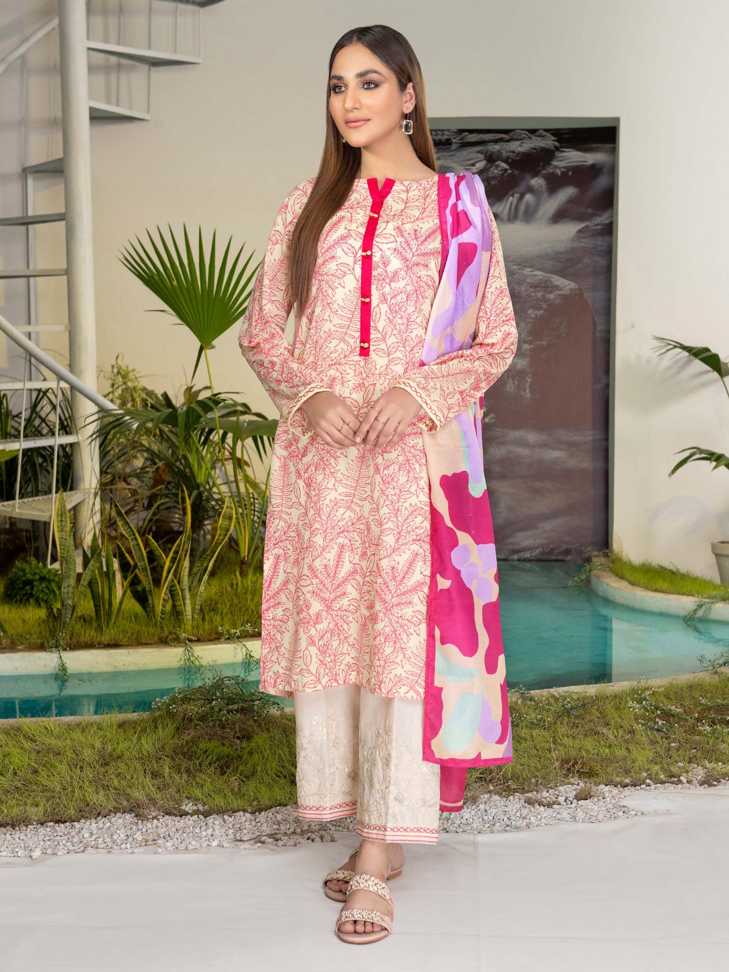 3 Piece Embroidered Lawn Suit