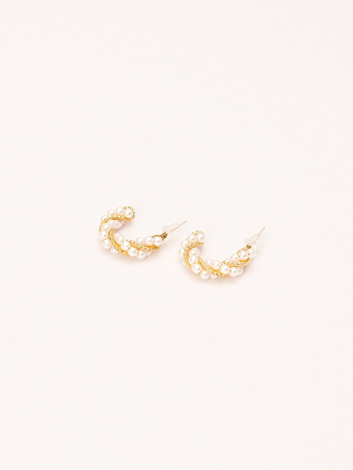 Twisted Pearl Earrings