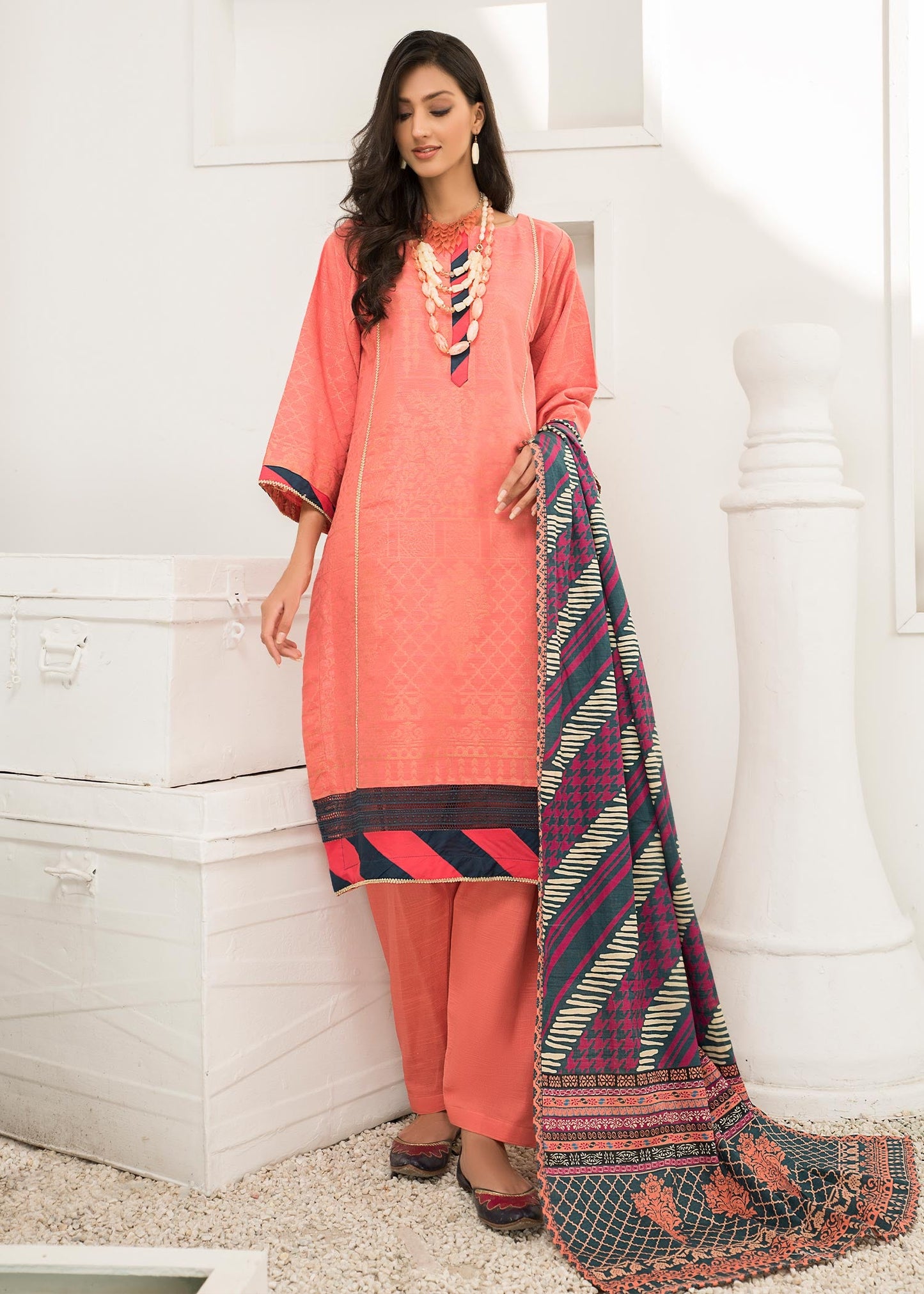 Jacquard - CORAL LINE Dyed Khaddar Jacquard
