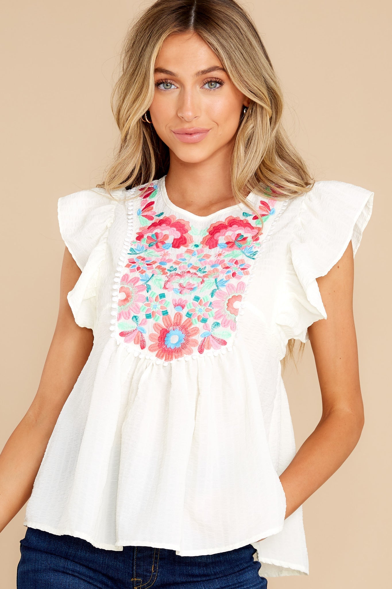 Weekend Affair White Embroidered Top