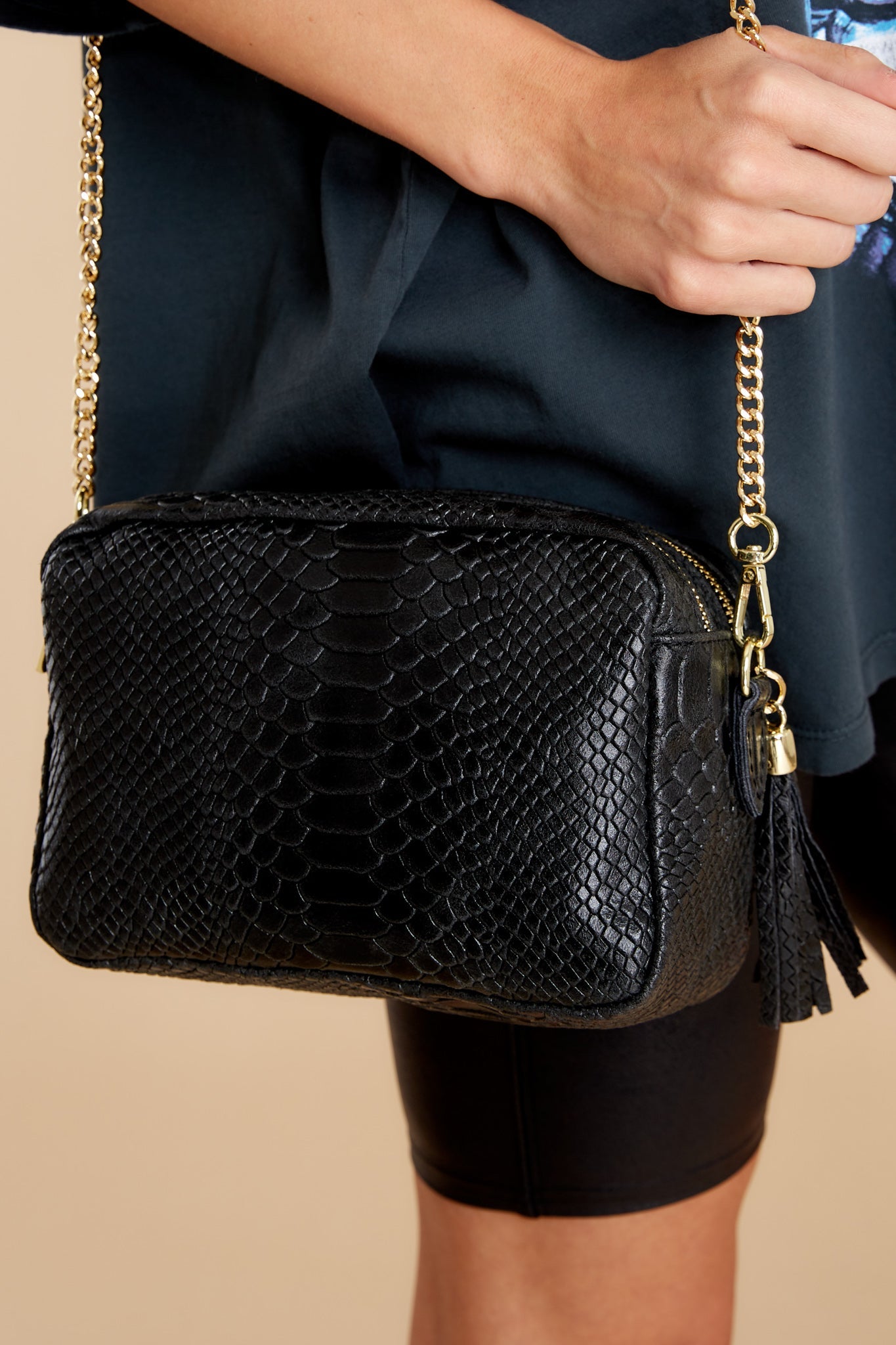 Mile A Minute Black Leather Bag
