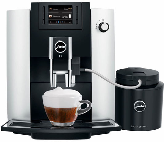 Jura – E6 Espresso Machine with 15 bars of pressure – Platinum