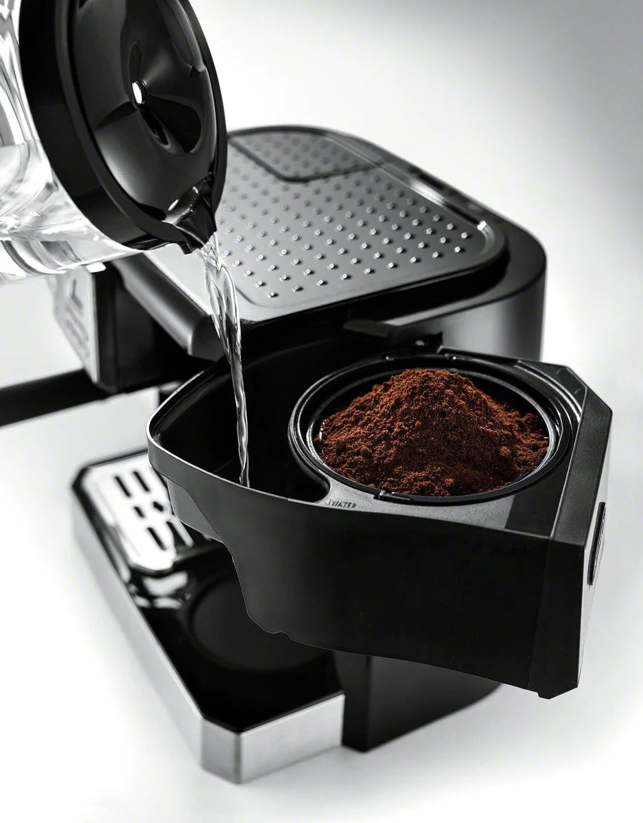 De'Longhi COM530M - Digital All-in-One Combination Coffee and Espresso Machine - Black and Stainless Steel