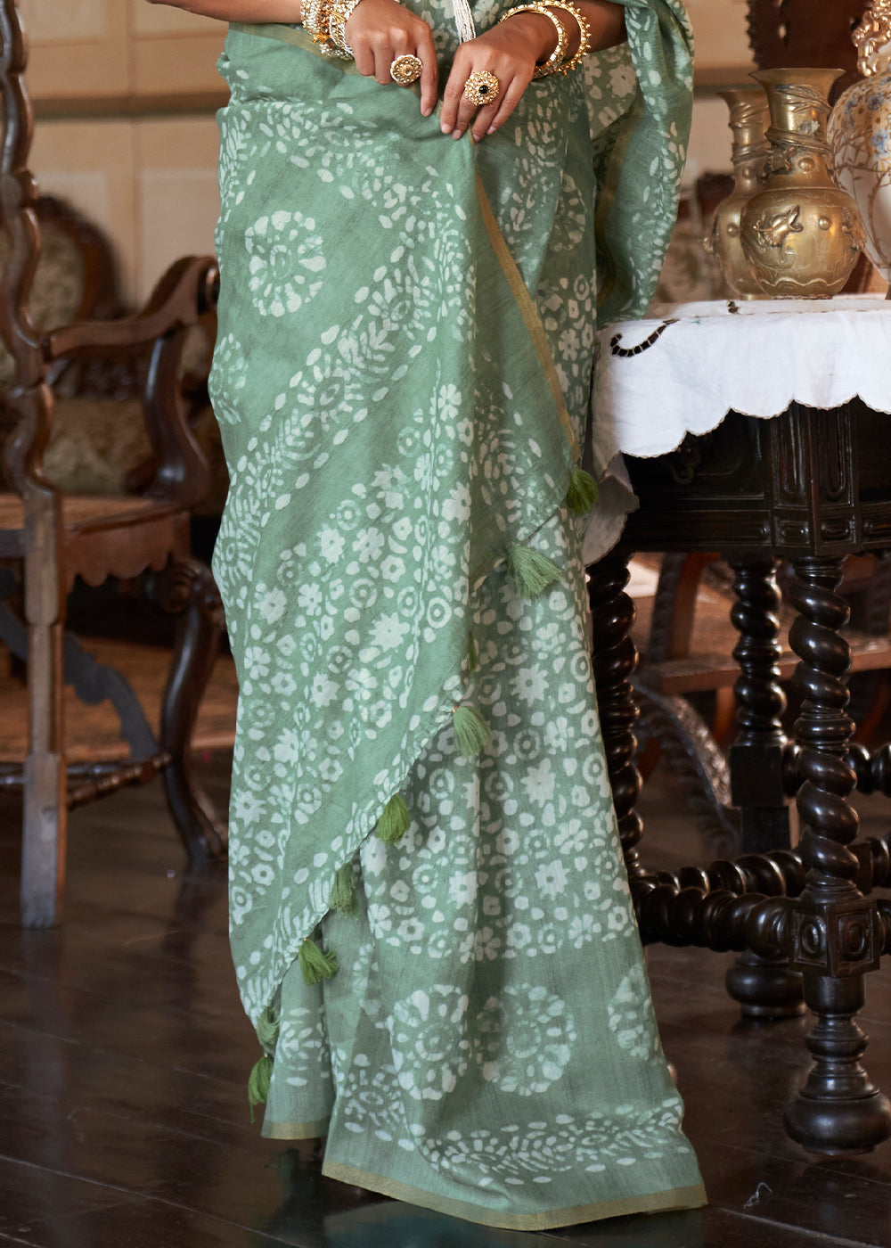 Envy Green Floral Printed Linen Saree