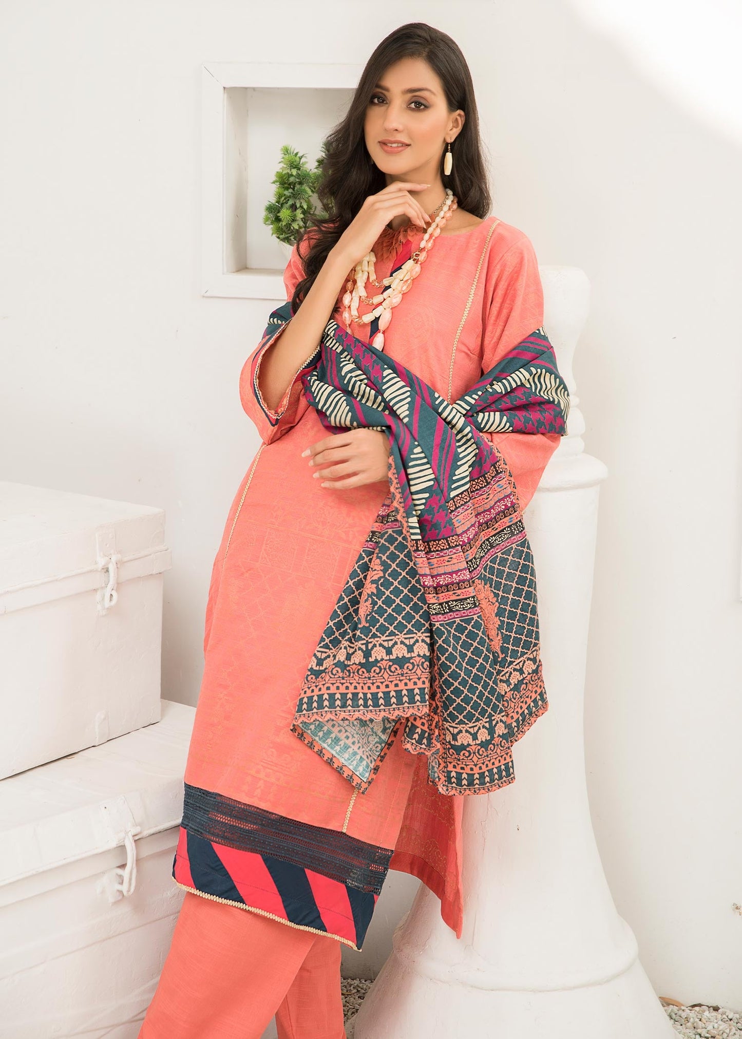 Jacquard - CORAL LINE Dyed Khaddar Jacquard