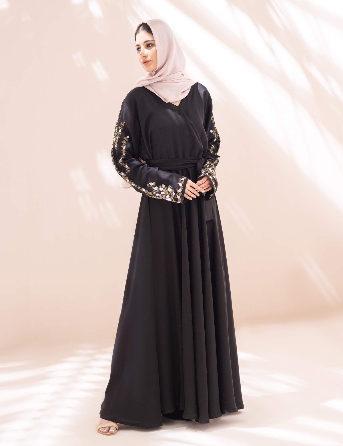 ENDURE ABAYA