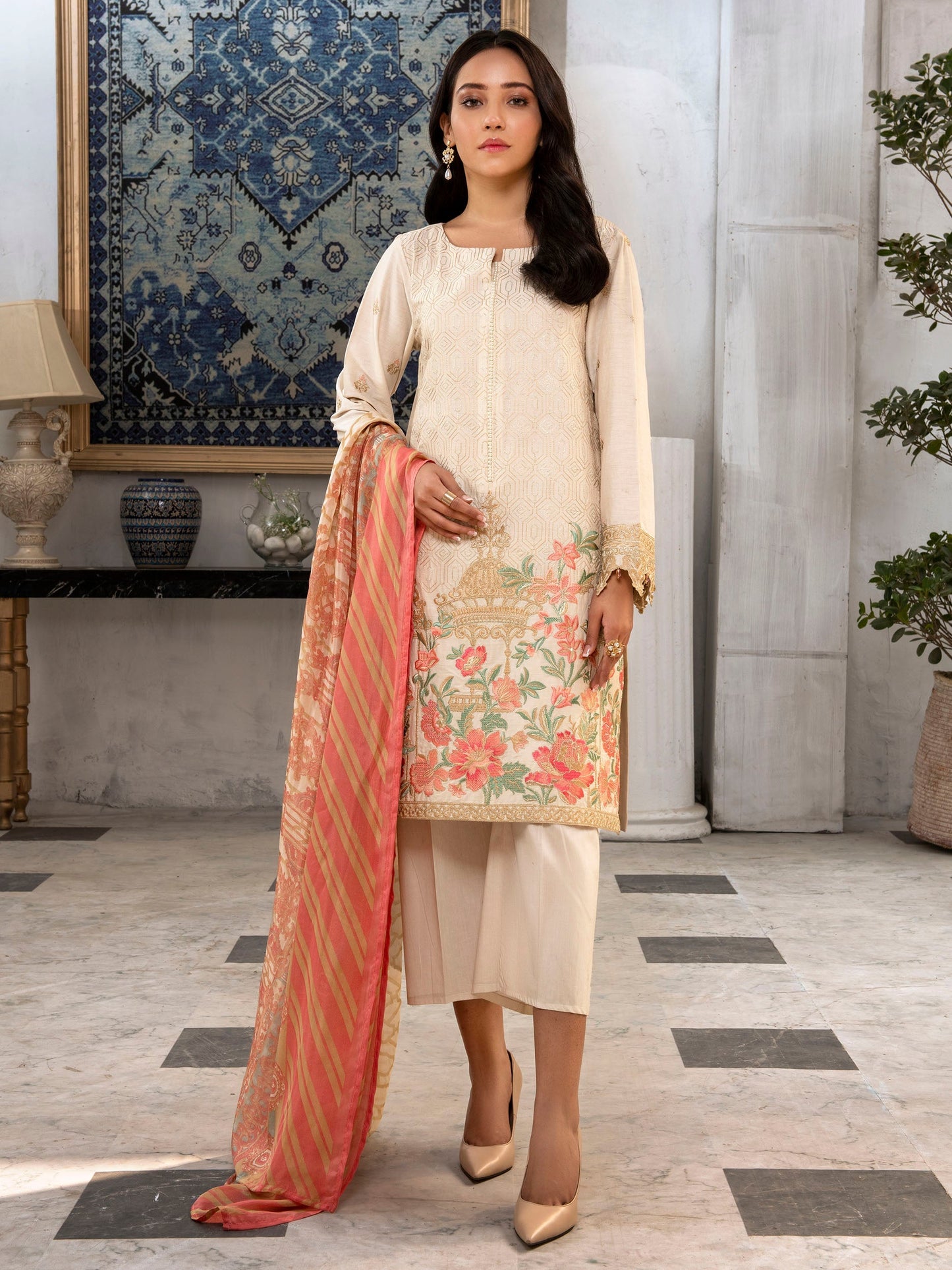 3 Piece Embroidered Lawn Suit