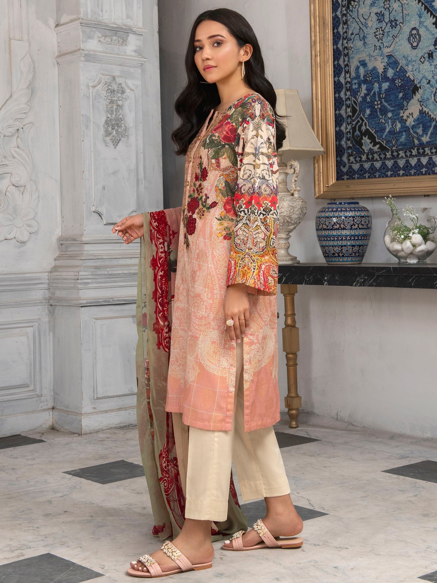 2 Piece Embroidered Jacquard Suit