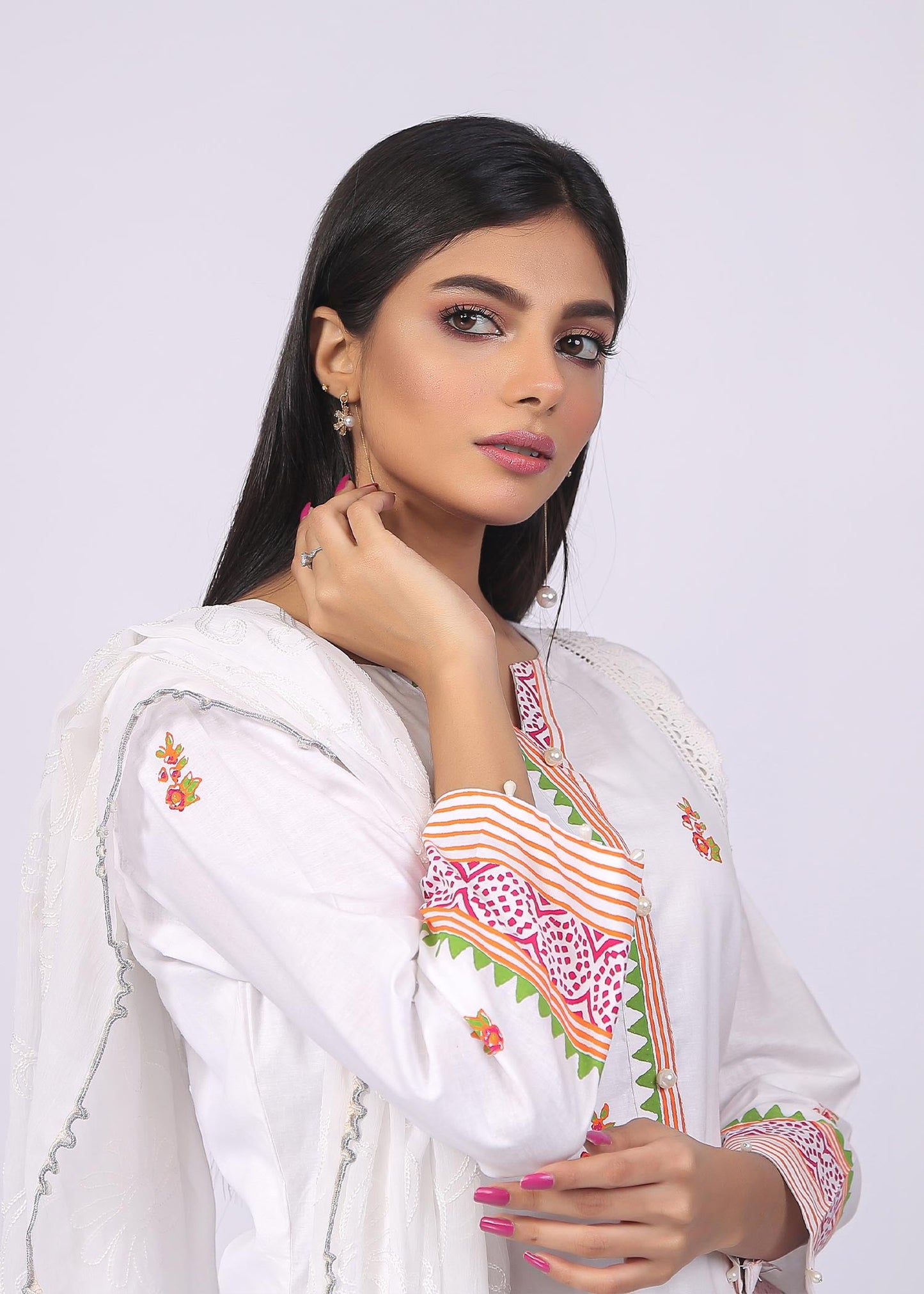 FashionPorters - Unstitched 3 Piece Block Printed Cotton Lawn Bright White Suit SUS22-RY22