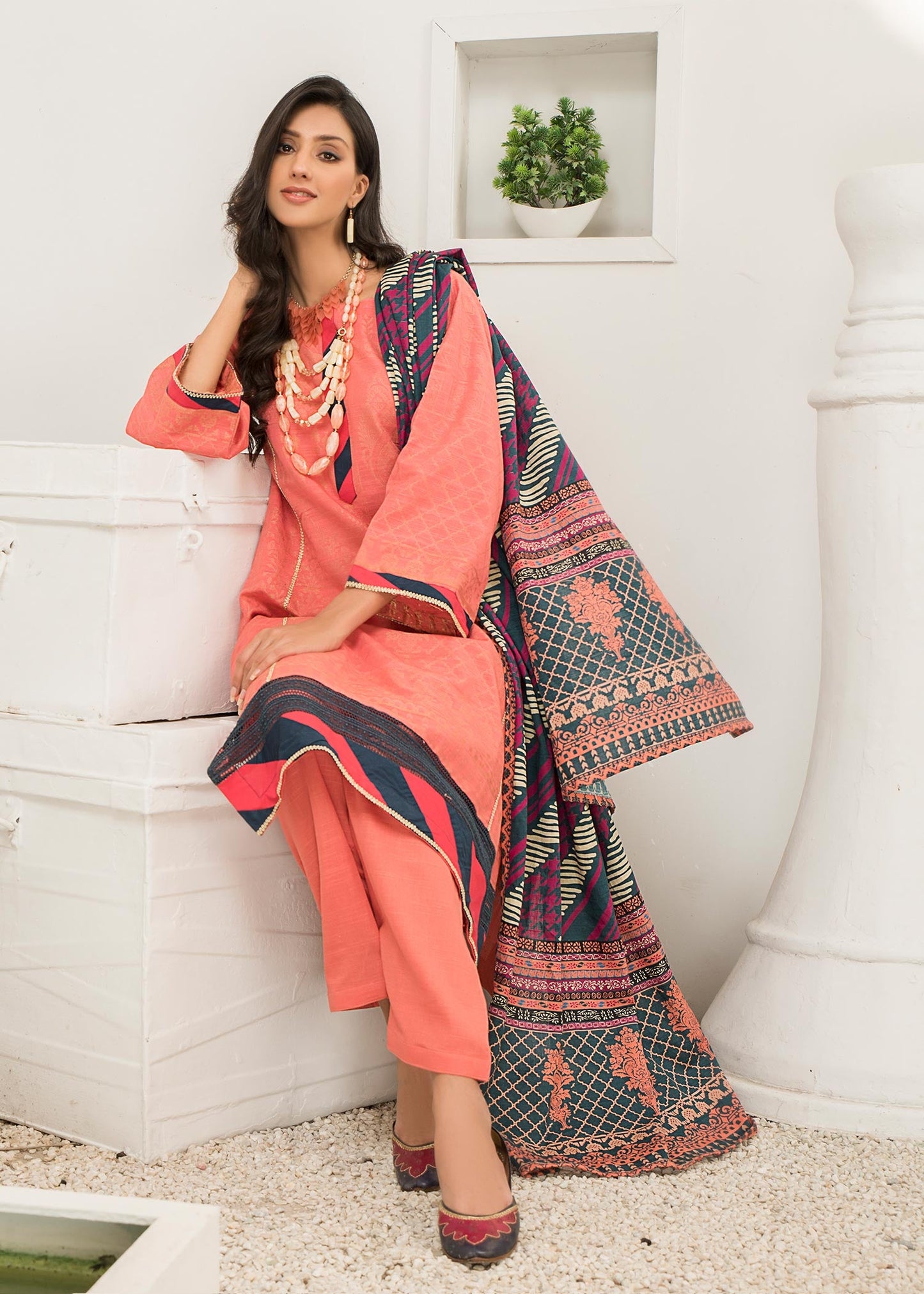 Jacquard - CORAL LINE Dyed Khaddar Jacquard