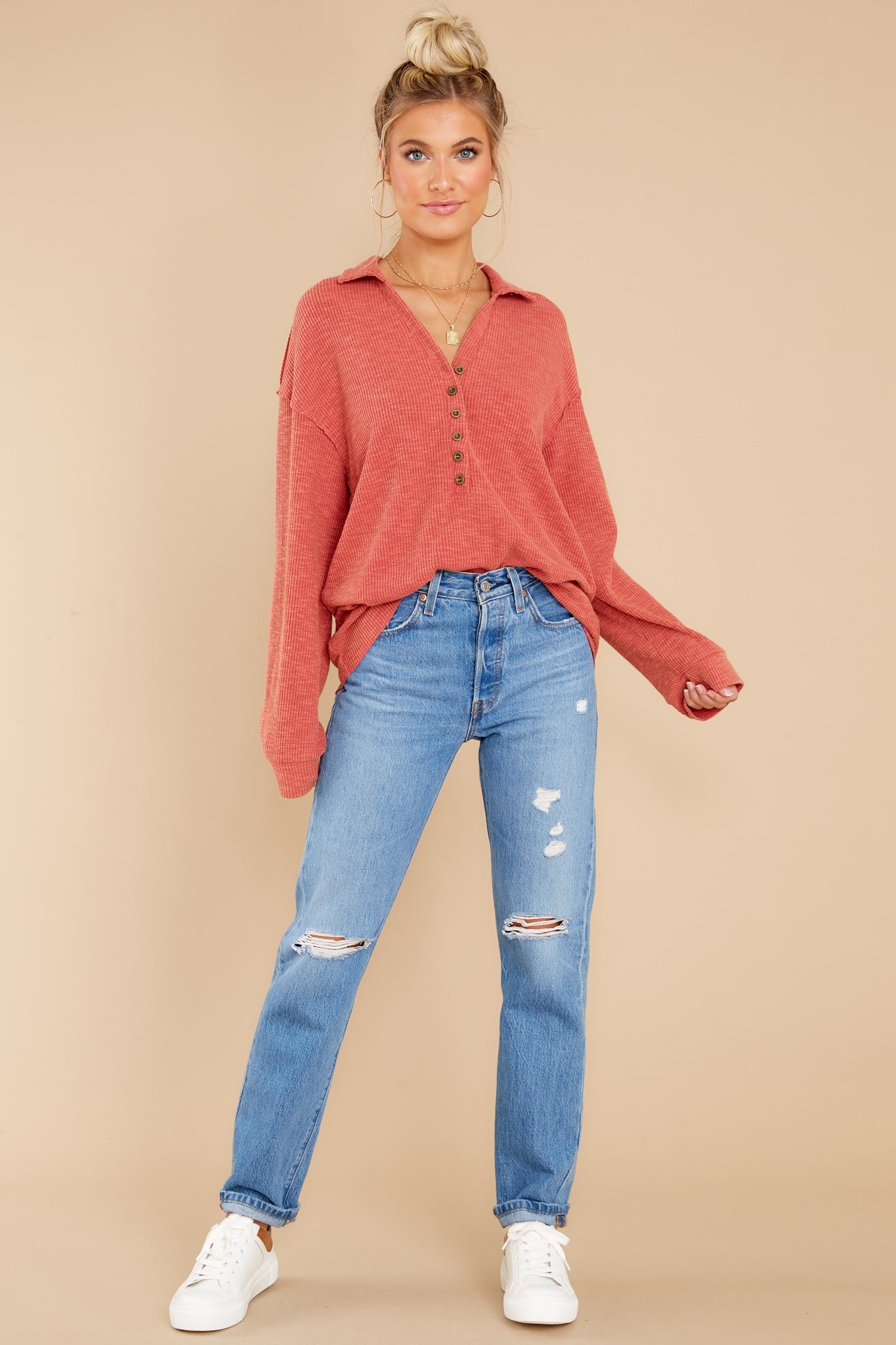 Climbing Higher Clay Red Top