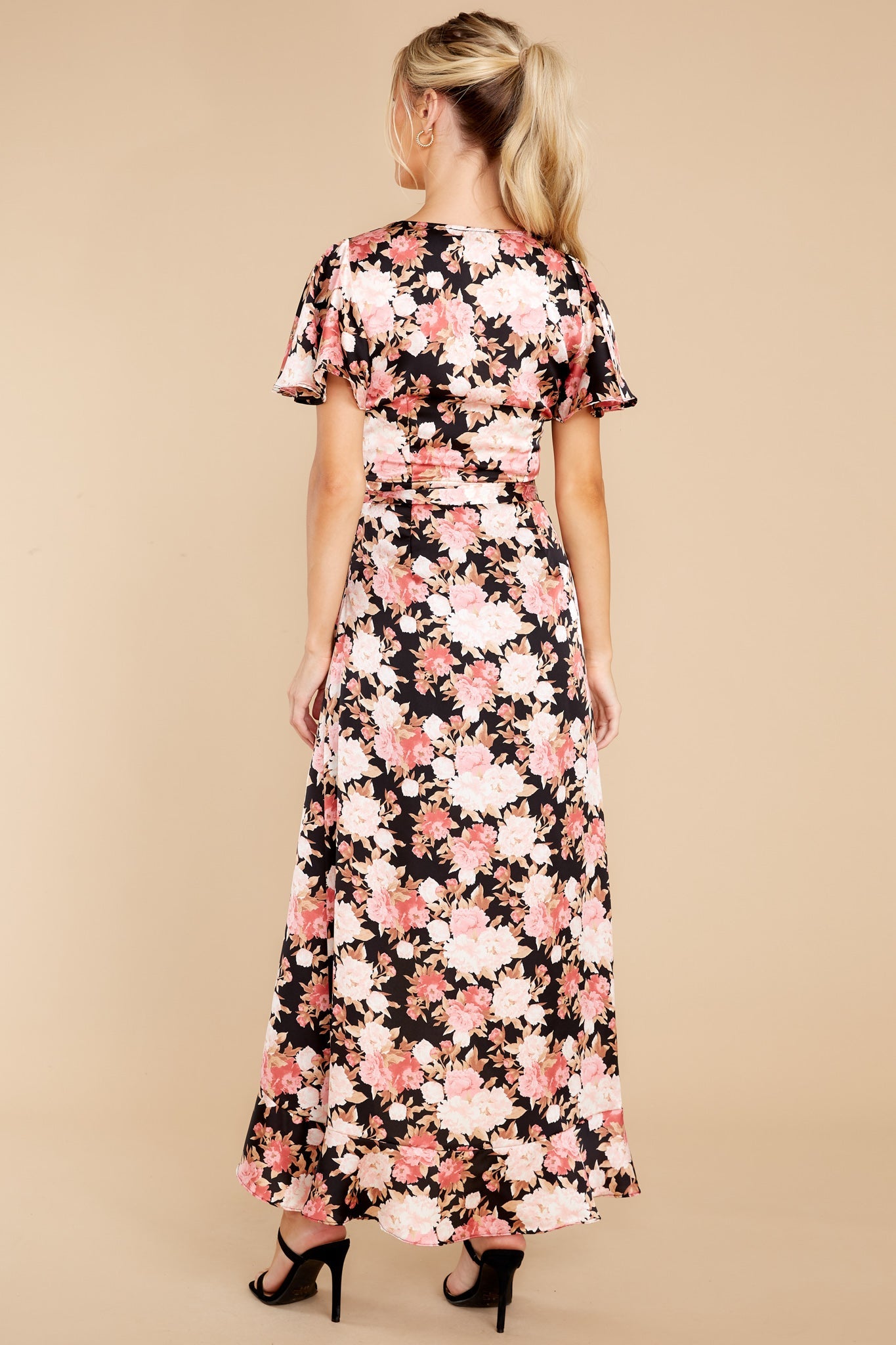 Lyrics Of Luxury Black Floral Print Maxi Dress