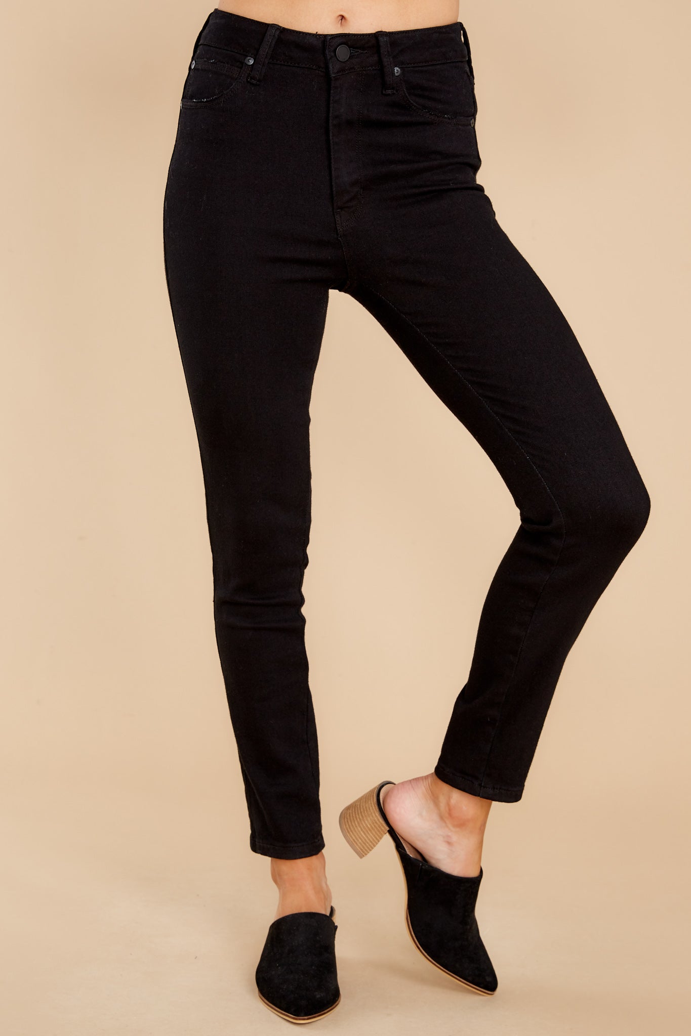 Front Row Memories Black Cropped Skinny Jeans