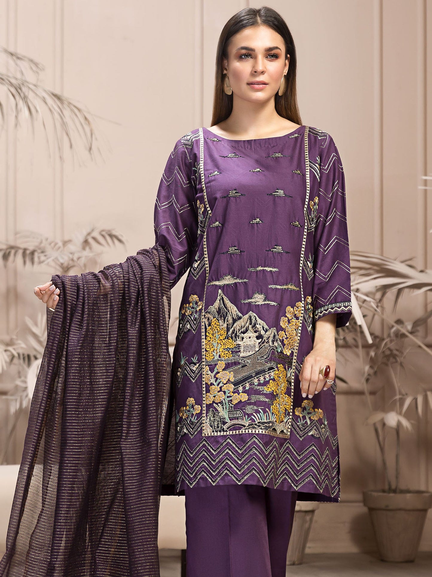 2 PIECE EMBROIDERED LAWN SUIT