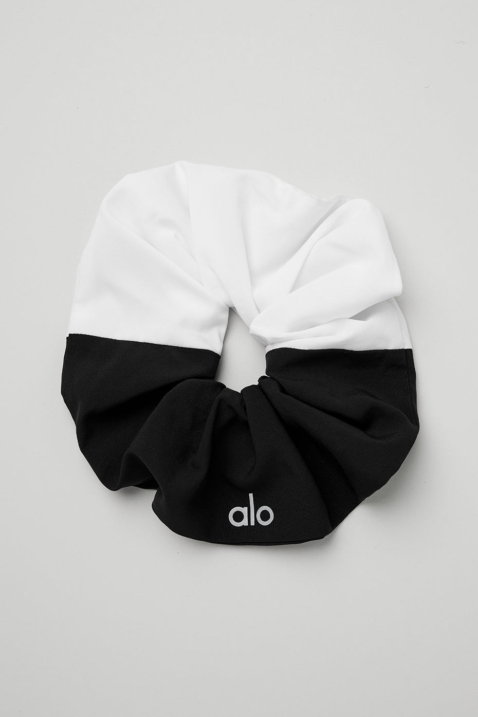Oversized Scrunchie - Black/White