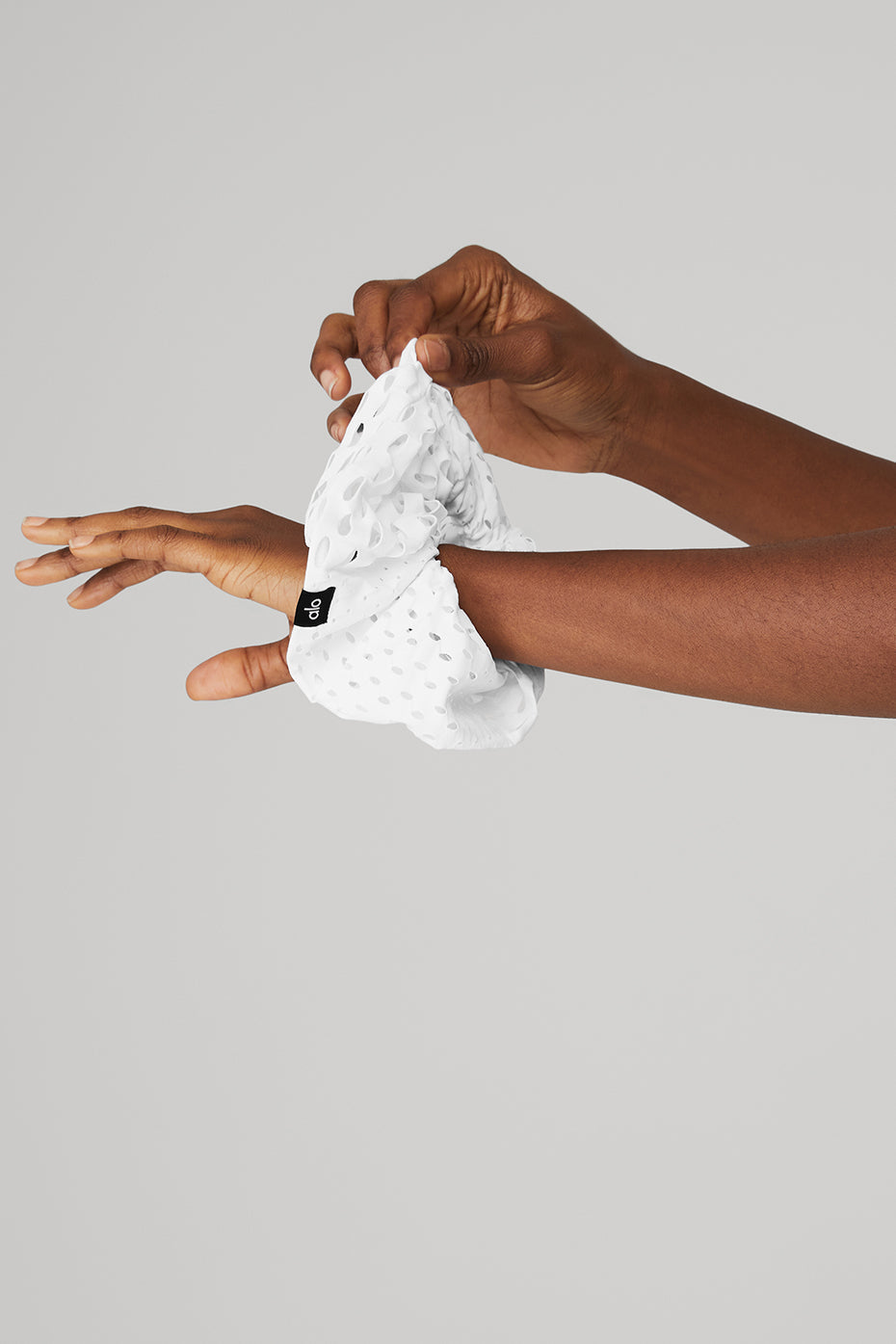 Mesh Haute Summer Scrunchie - White
