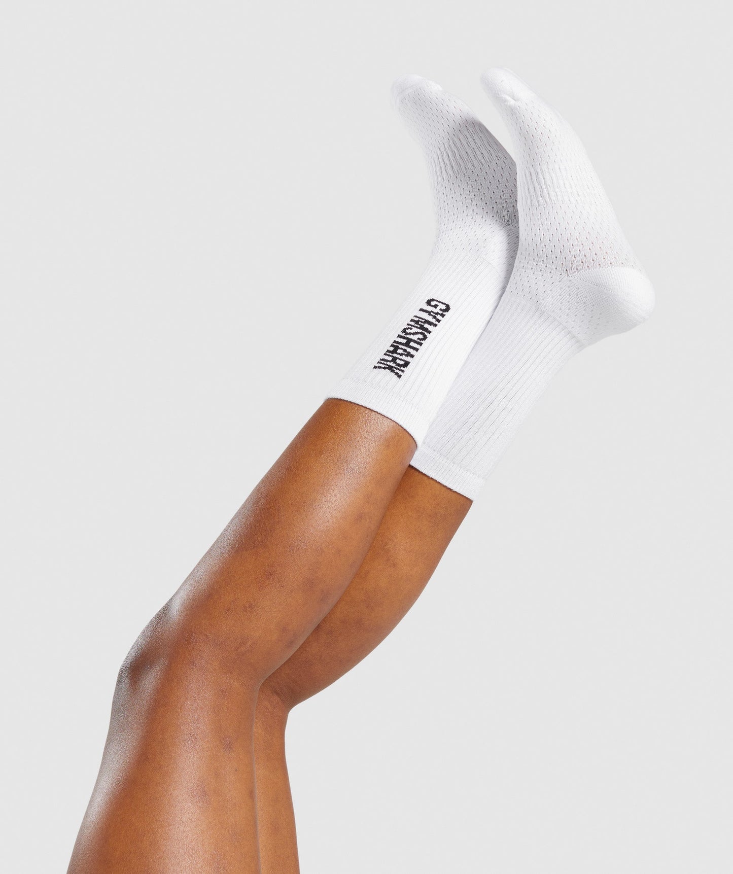 Gymshark Premium Logo Crew Socks (1pk) - White/Black