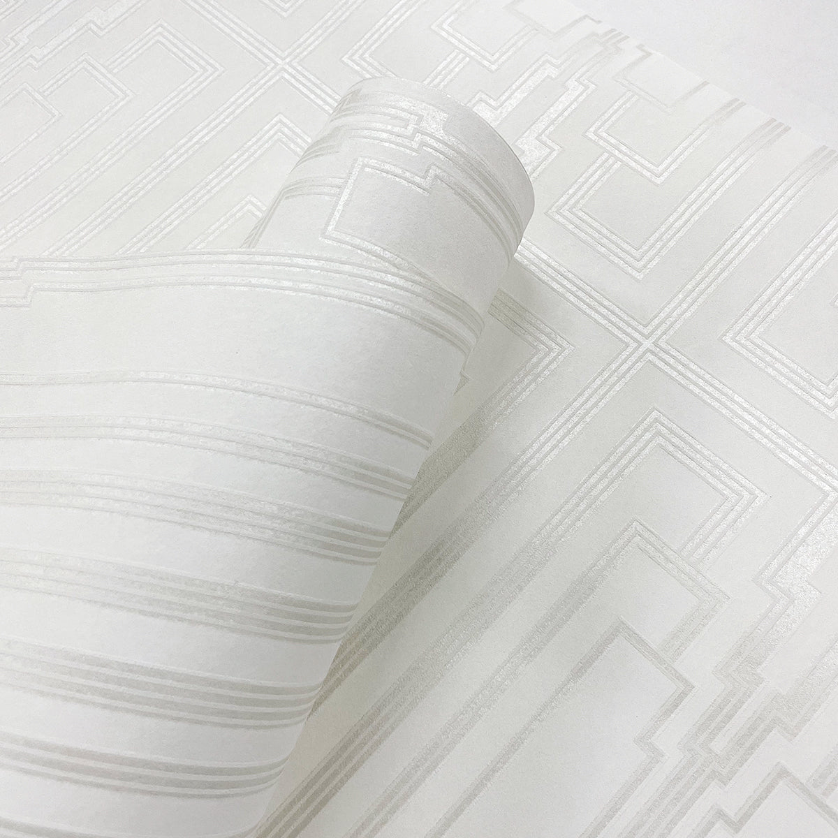 Manhattan Pearlescent Wallpaper from Deco 2 by Collins & Company