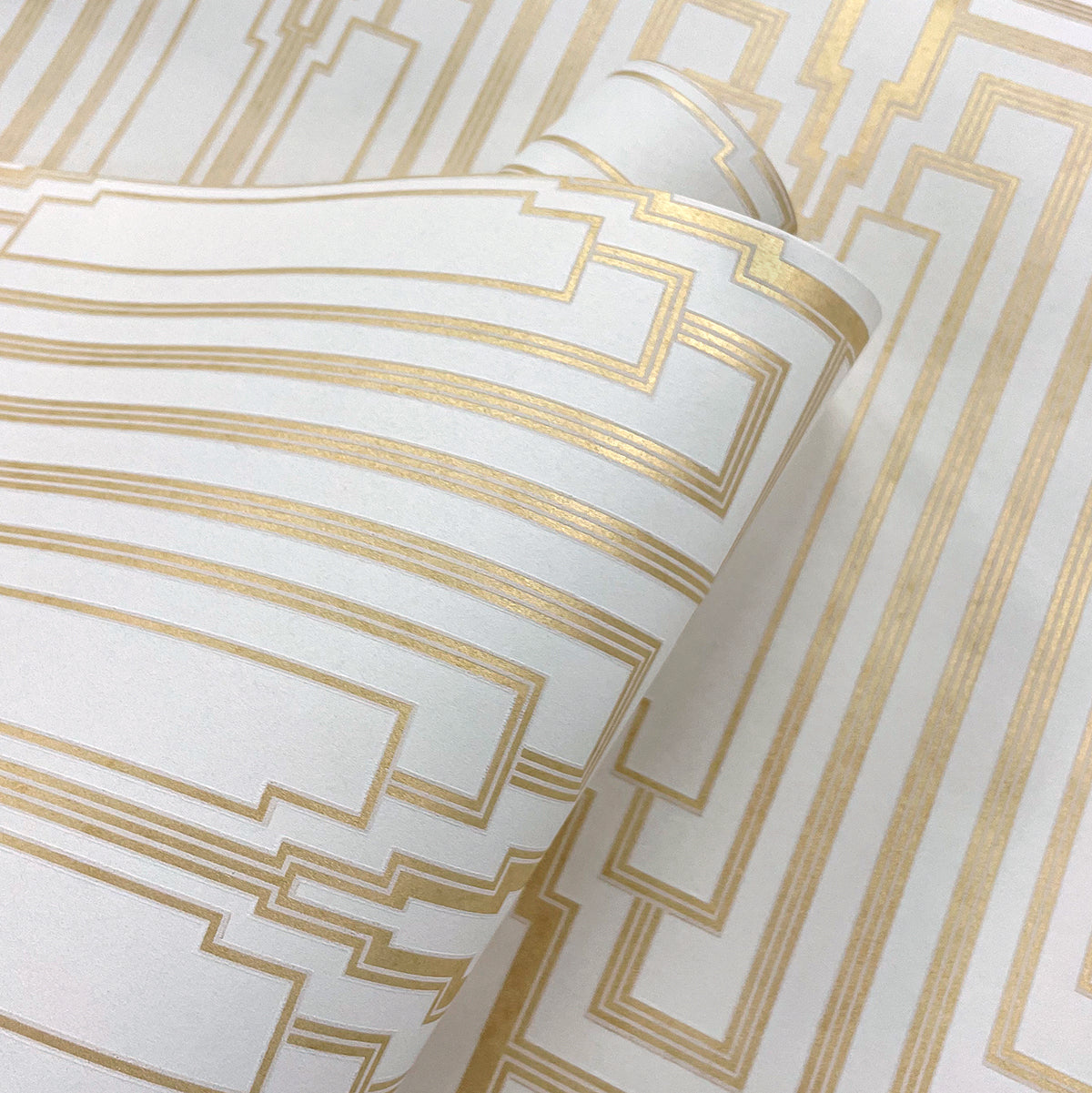 Manhattan Golden Gate Wallpaper from Deco 2 by Collins & Company