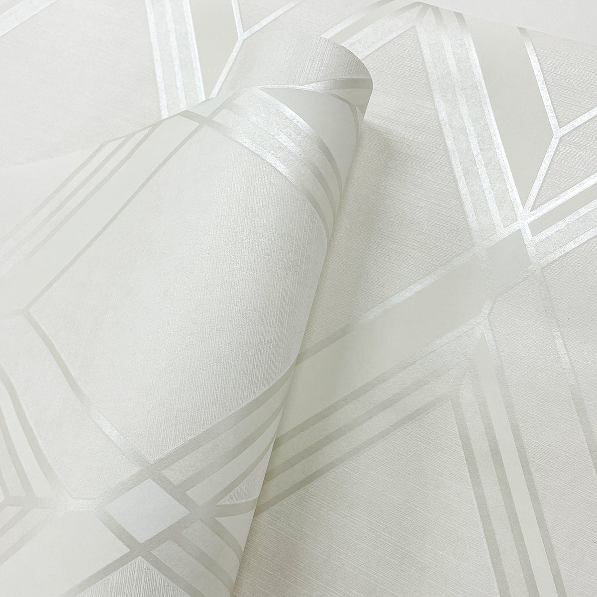 Brooklyn Diamond Metallic Pearl Wallpaper from Deco 2 by Collins & Company