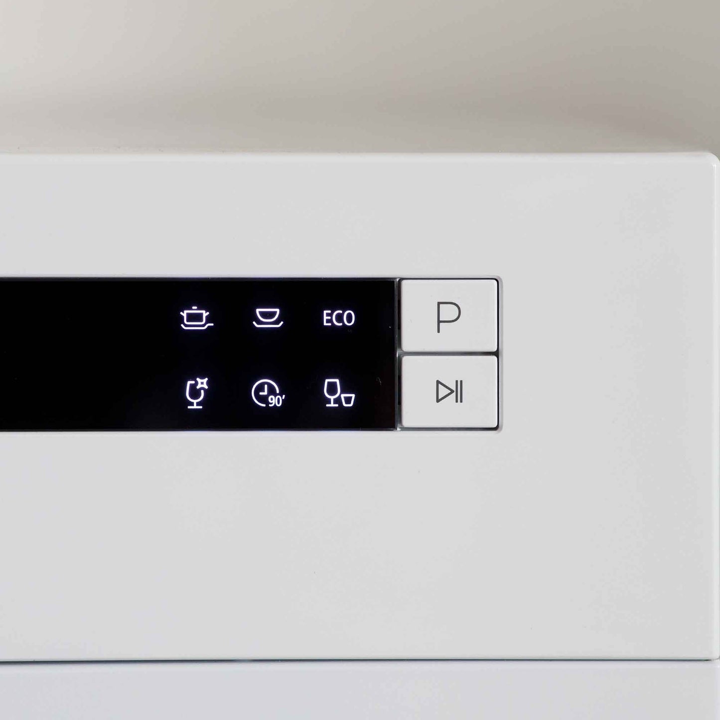 Compact Tabletop Dishwasher 6 Place Settings, 6 Programmes, Low Noise, 6.5L Cycle - White - DH83