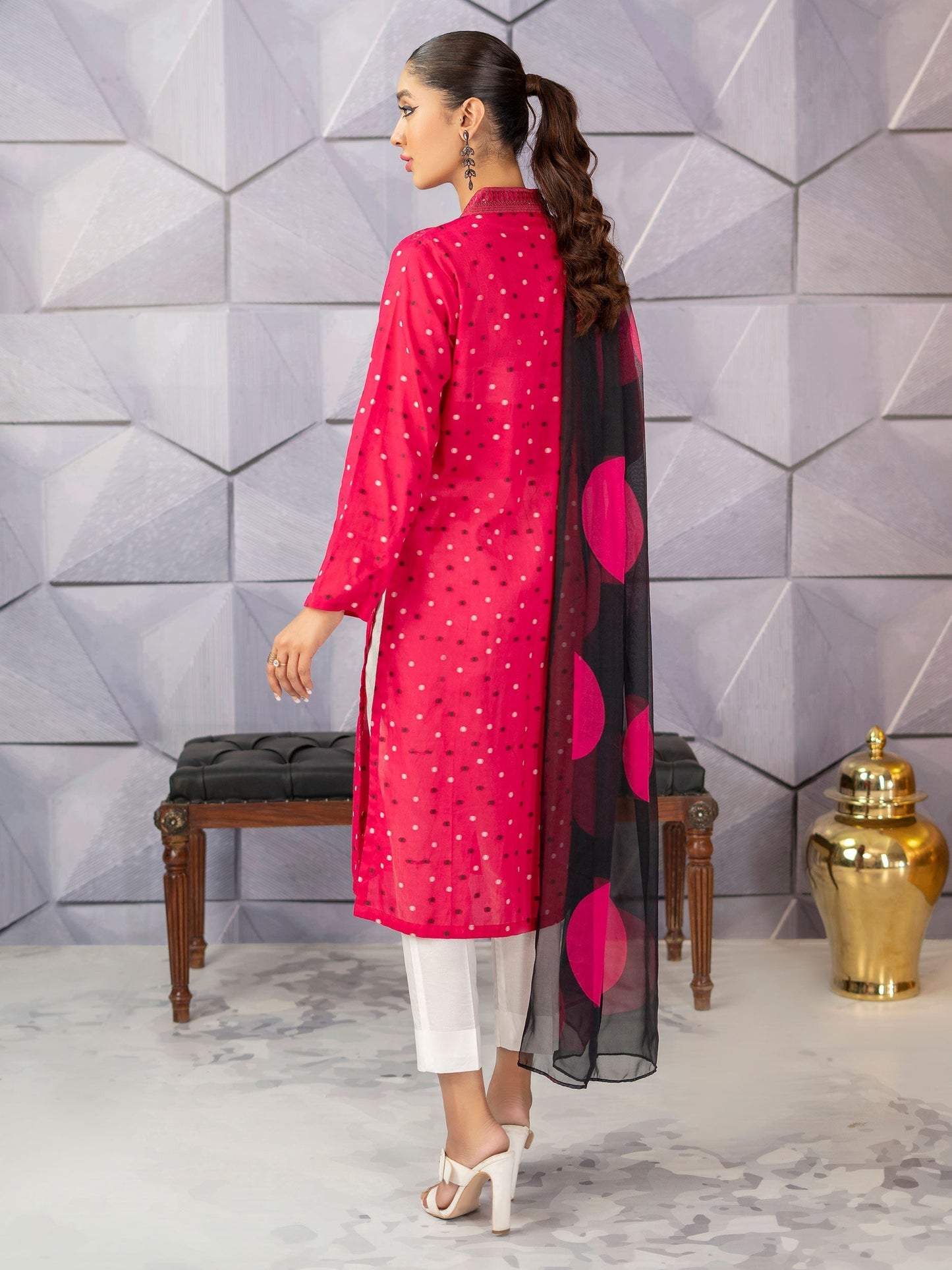 2 Piece Embroidered Jacquard Suit