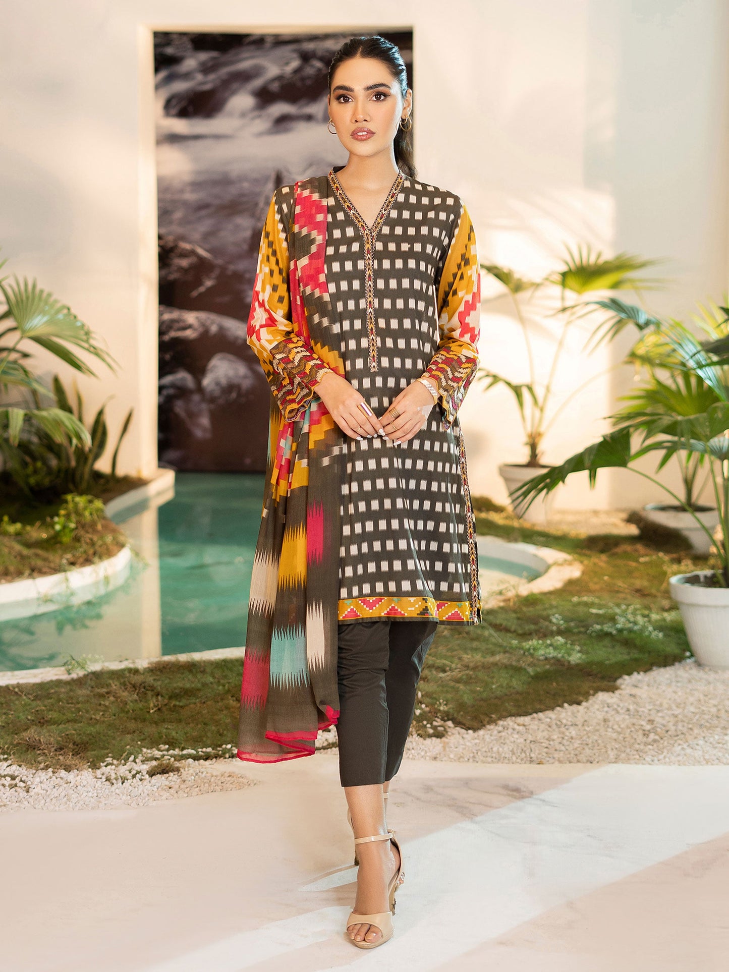 2 Piece Embroidered Lawn Suit