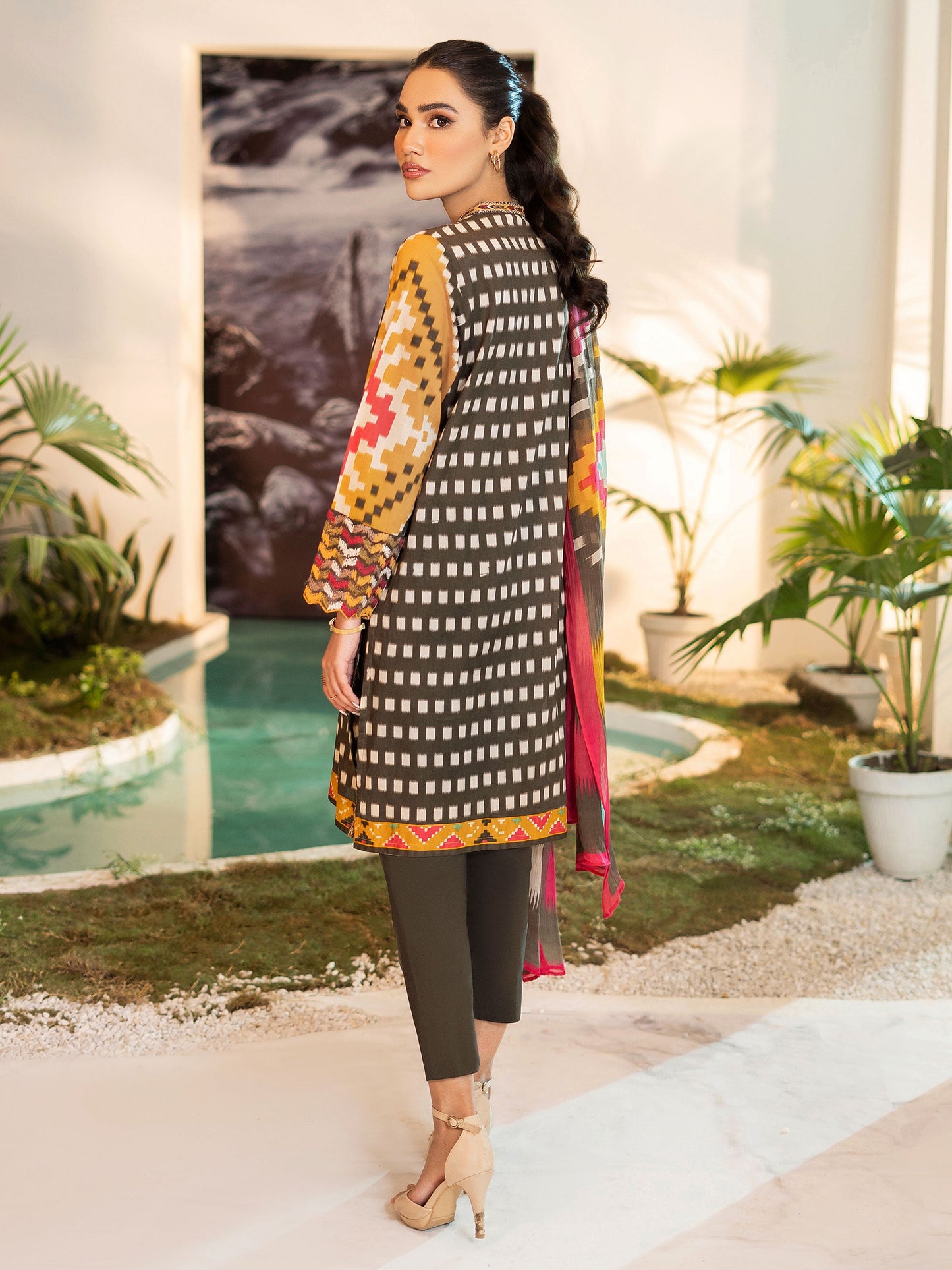 2 Piece Embroidered Lawn Suit