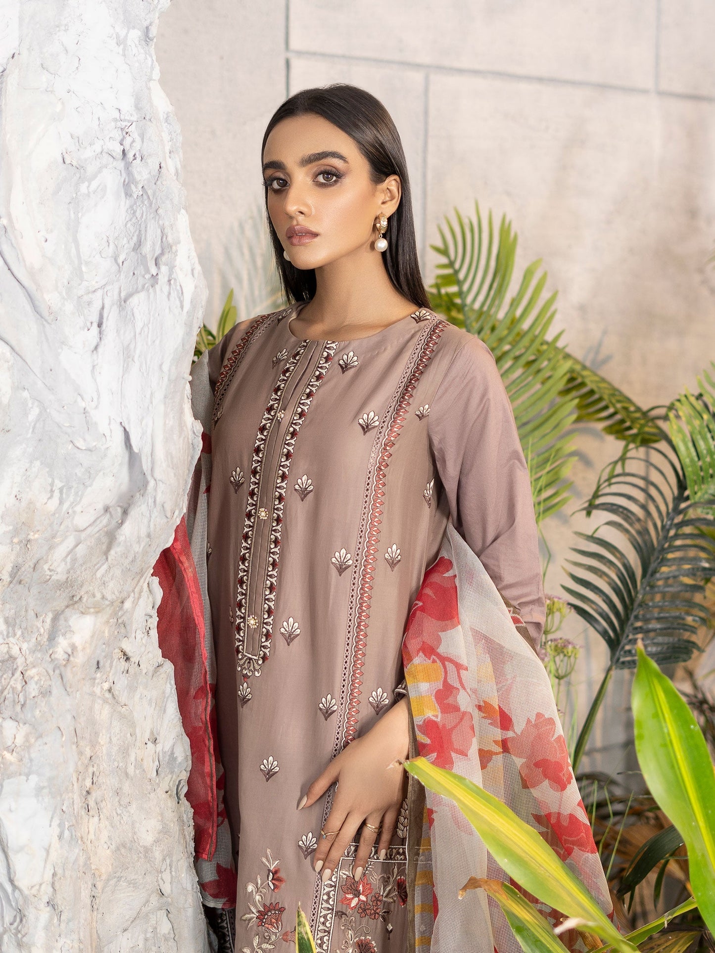 2 Piece Embroidered Lawn Suit