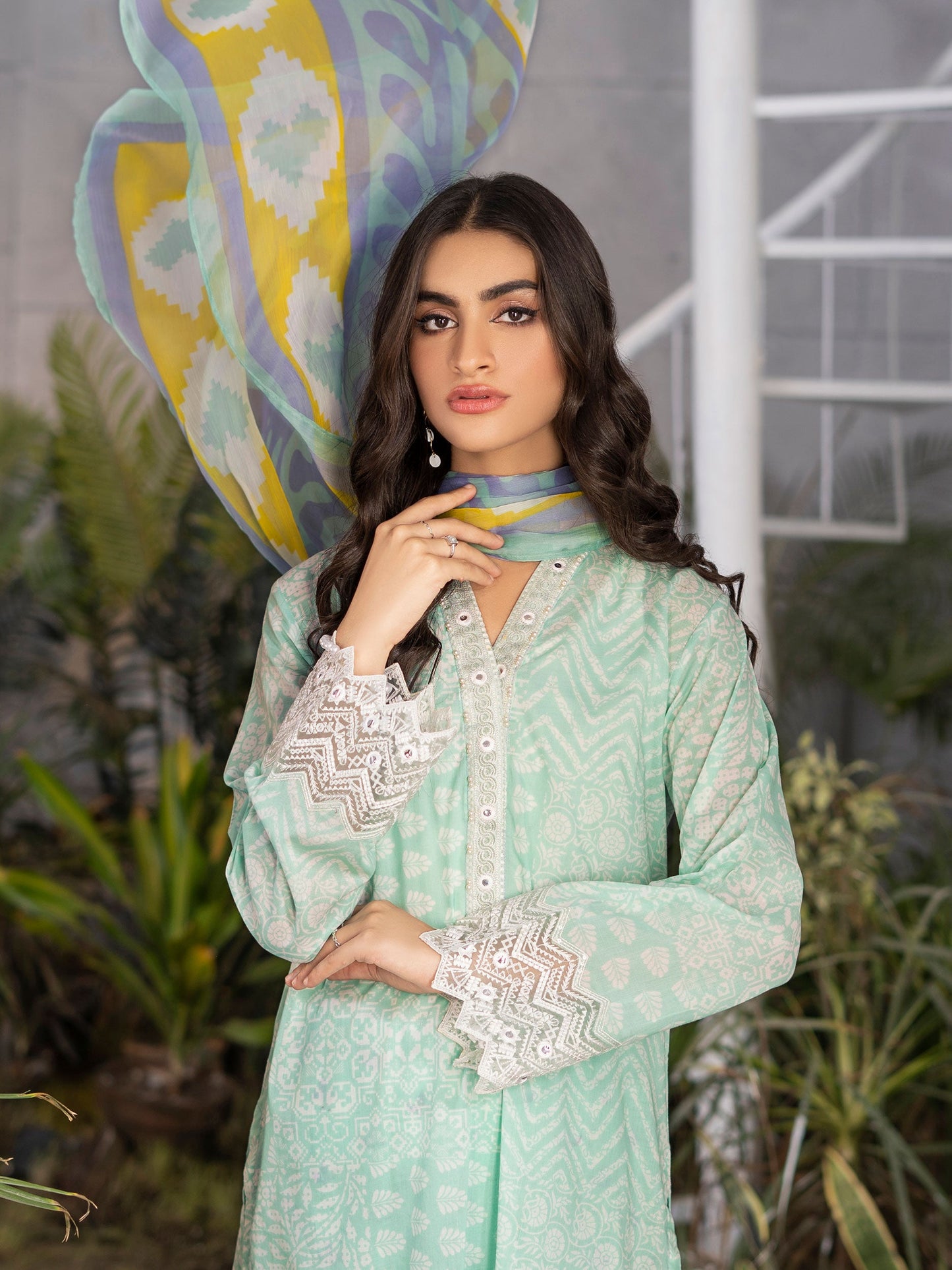 3 Piece Embroidered Lawn Suit