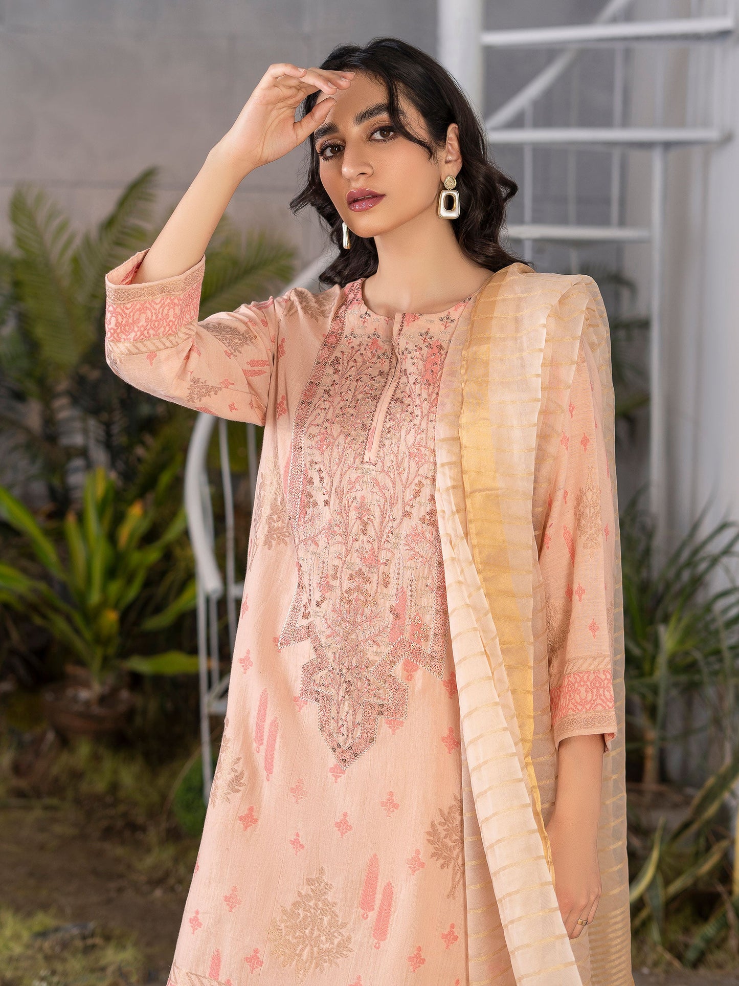 3 Piece Embroidered Jacquard Suit