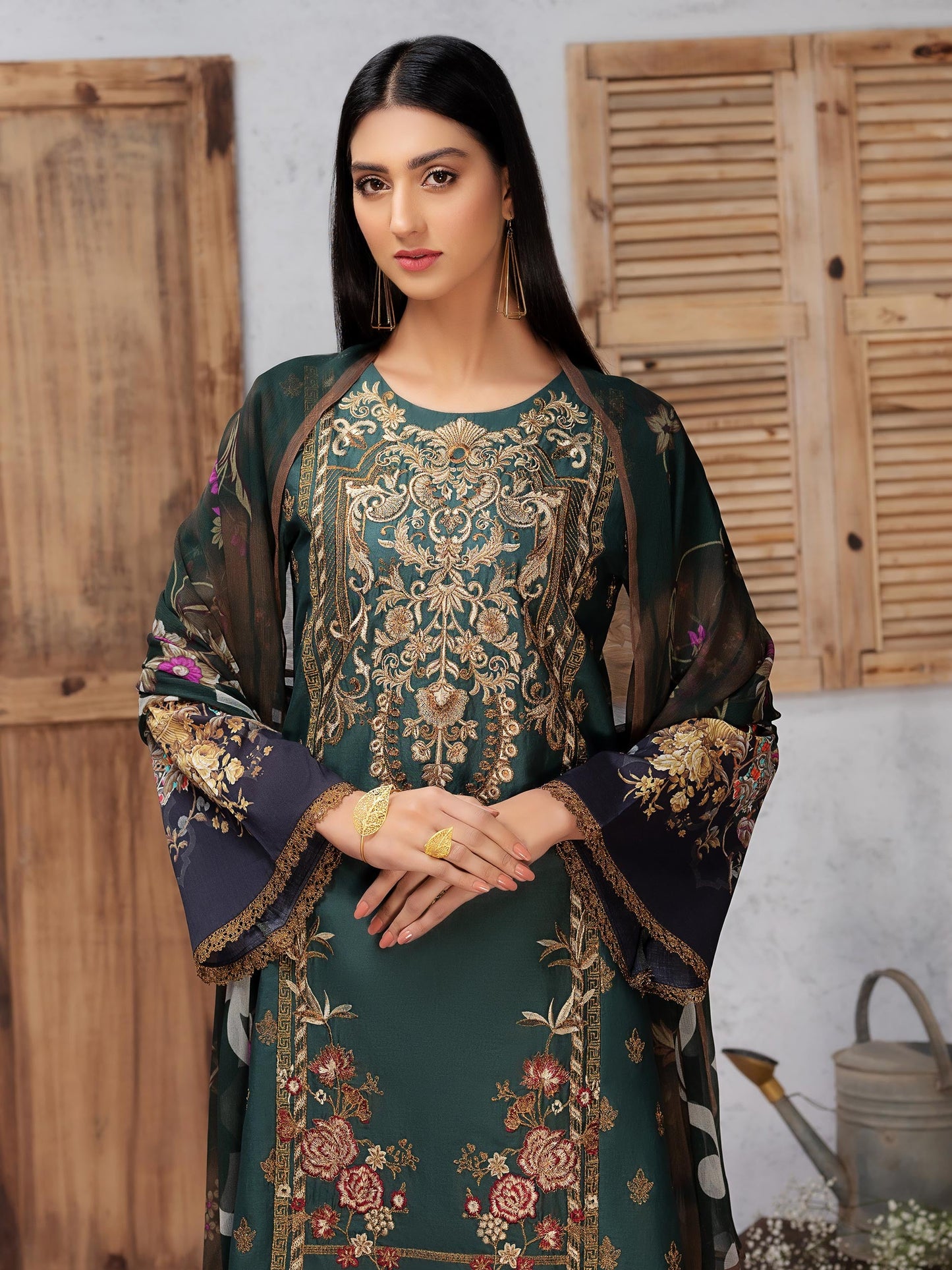 2 Piece Embroidered Lawn Suit