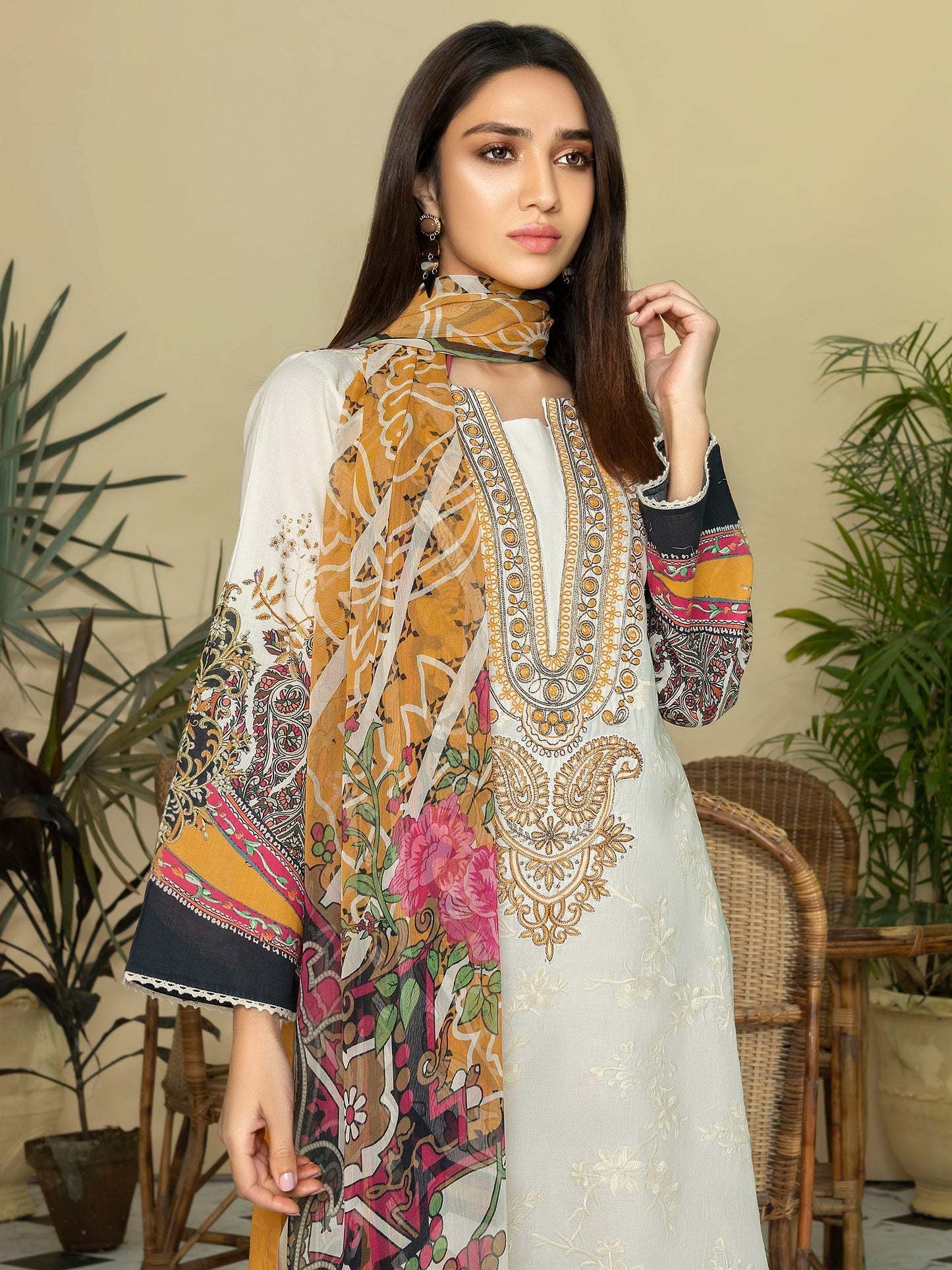 2 Piece Embroidered Lawn Suit