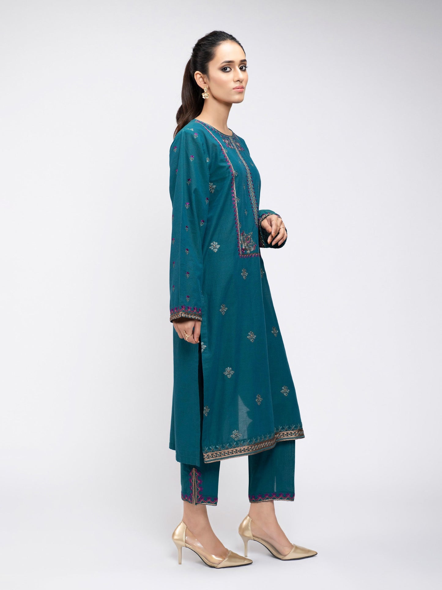 Embroidered Yarn Dyed Suit