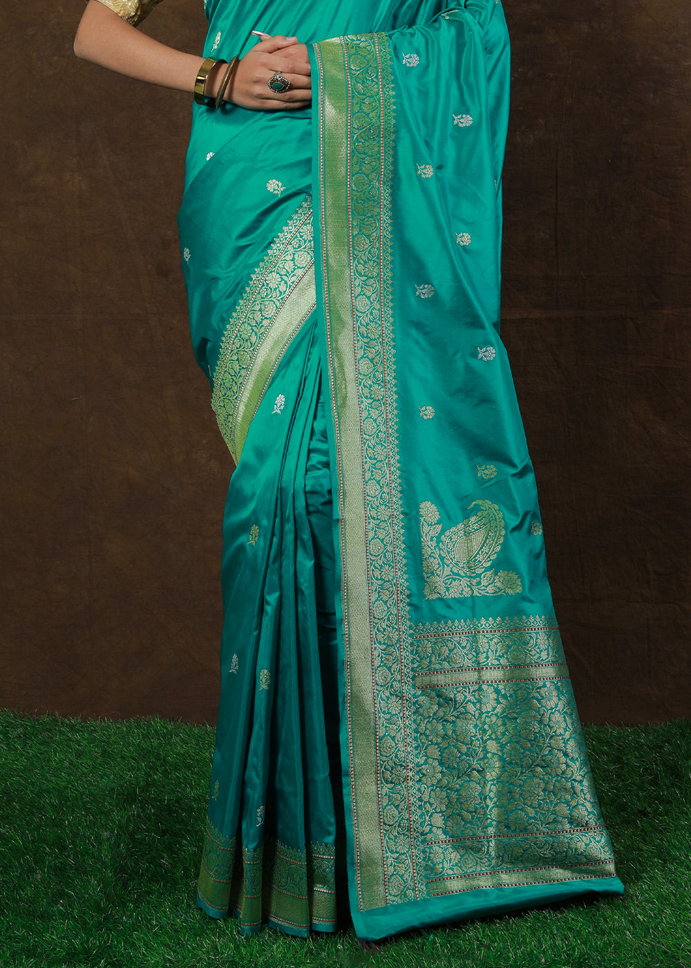 Puerto Rico Green Hand Woven Pure Katan Silk Saree