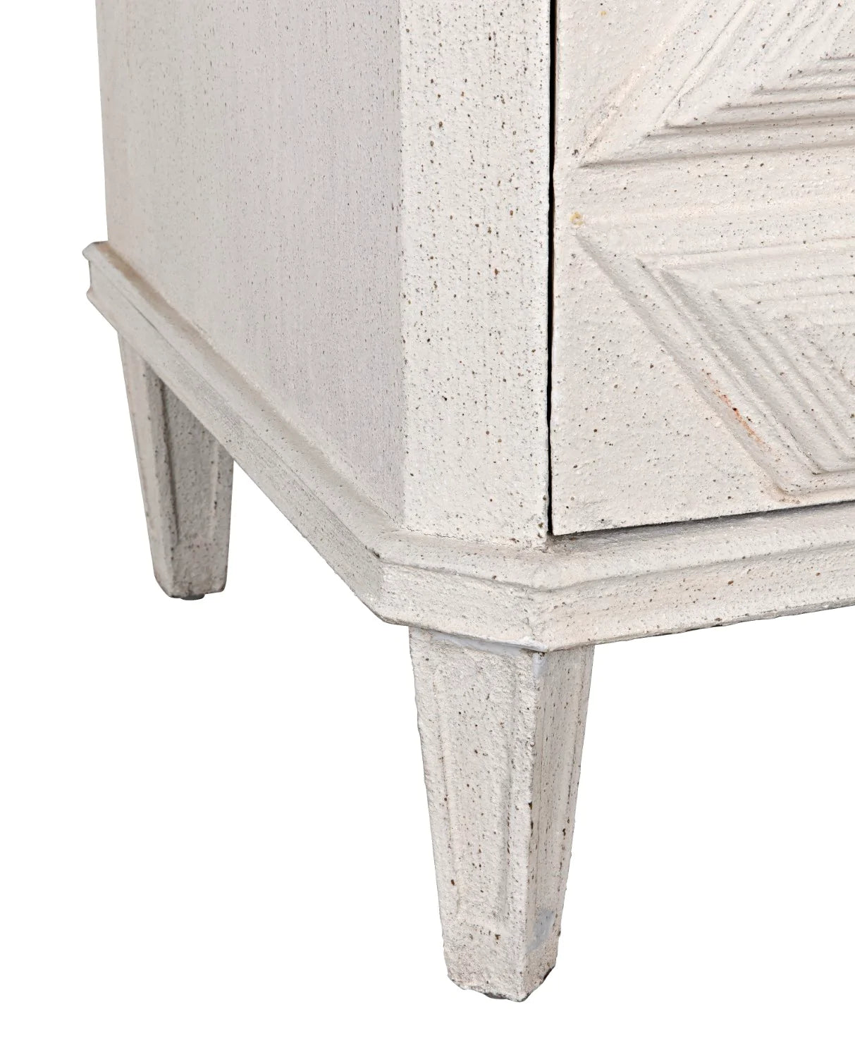 Giza Dresser