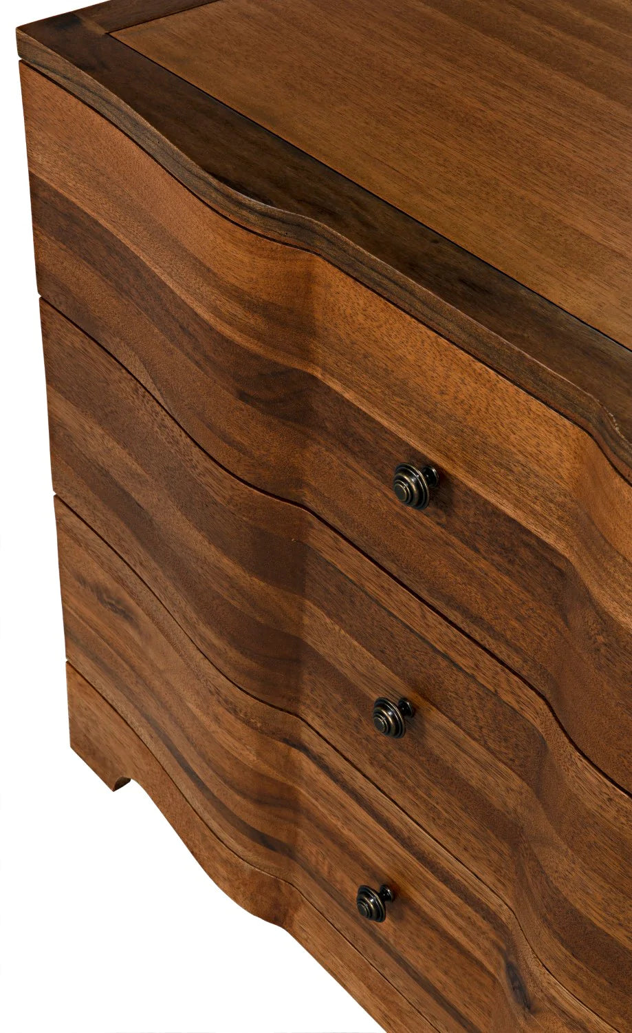 Claudie Chest