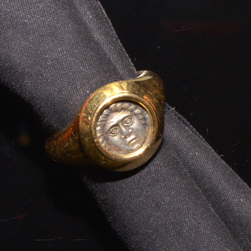 A Thracian silver Apollonia Pontika drachm (ca. 400 - 350 BCE) set in a gold ring