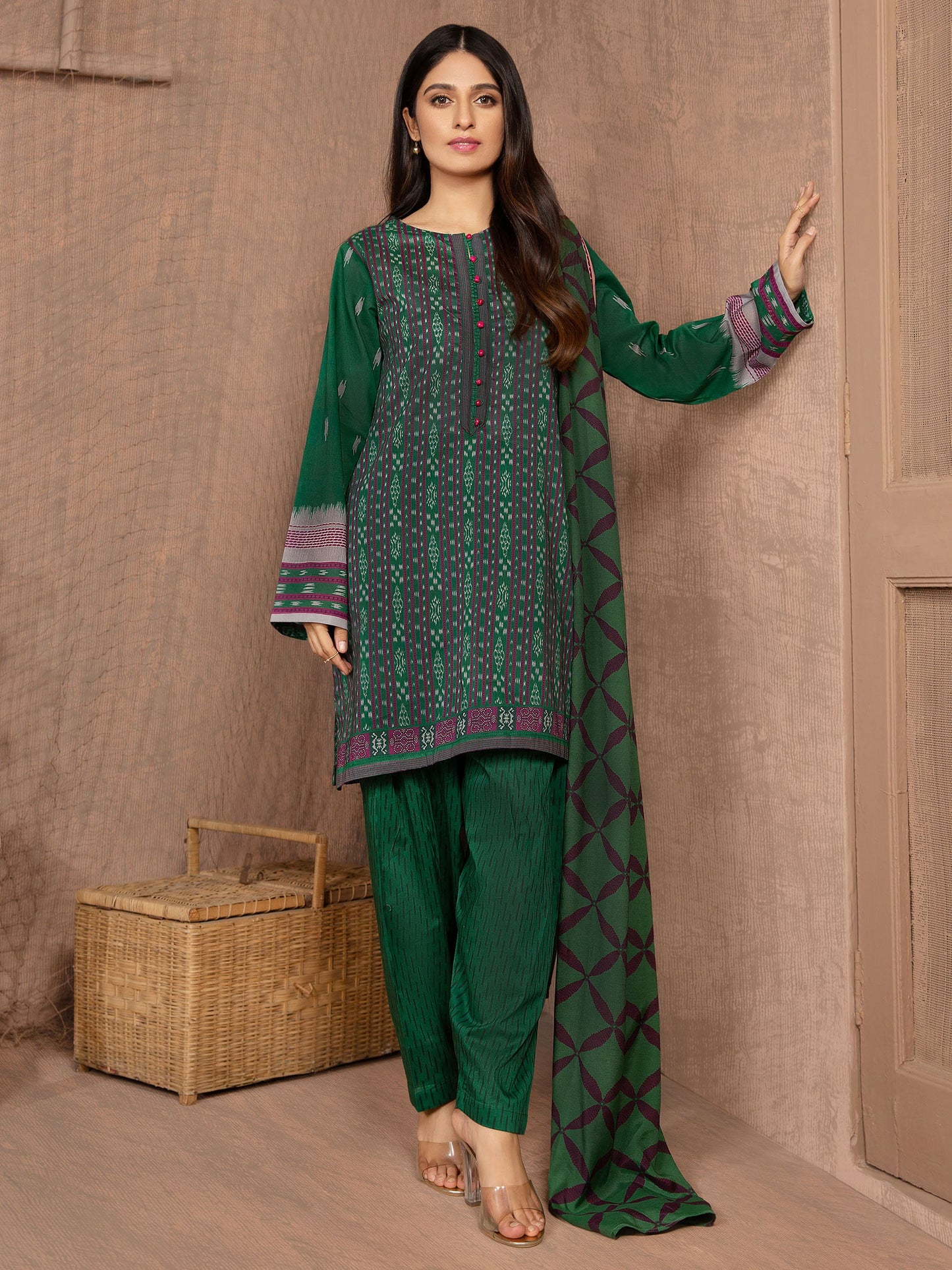 3 Piece Printed Textured Lawn Suit