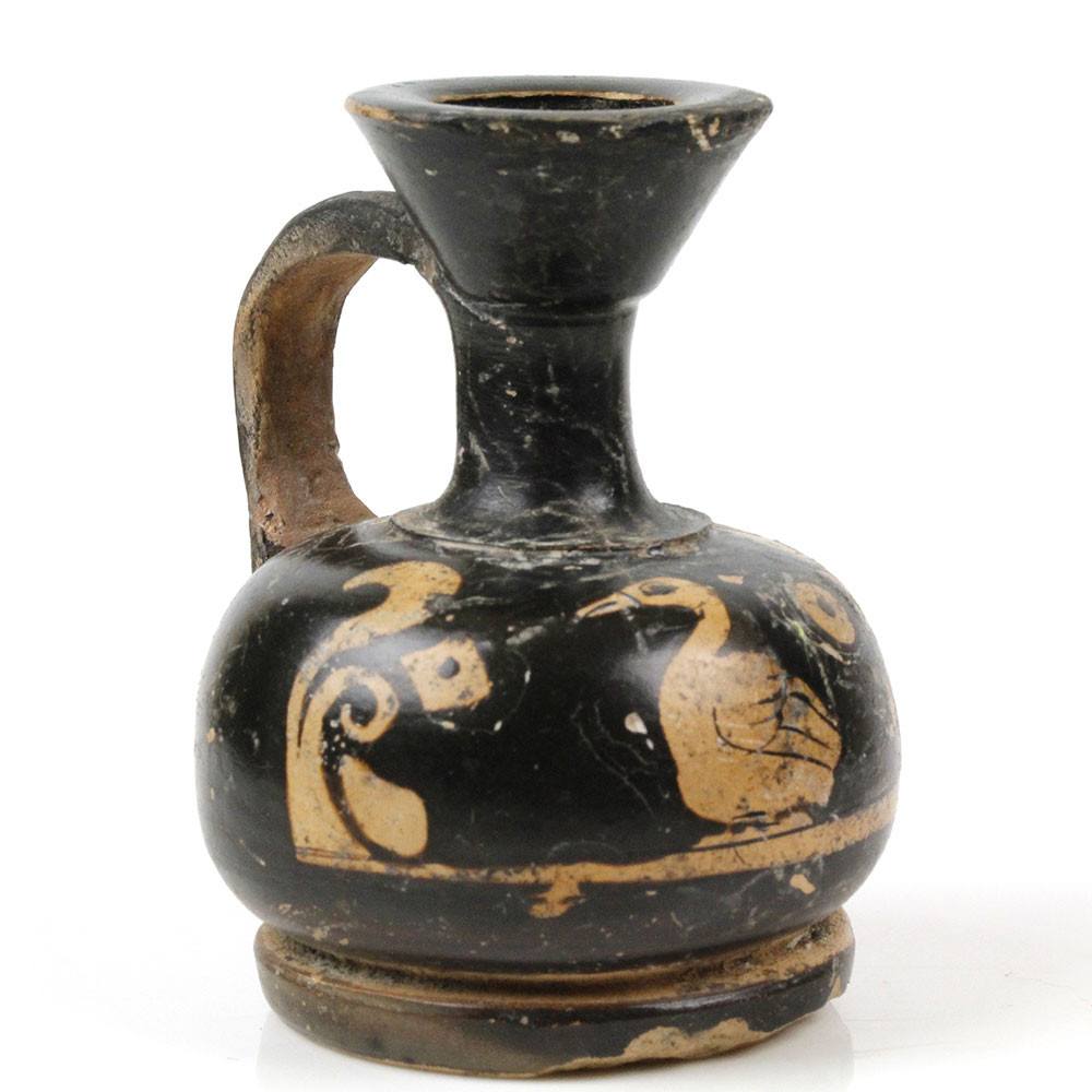 A Red-Figure Xenonware Squat Lekythos with Duck, Magna Graecia, ca. 4th century BCE