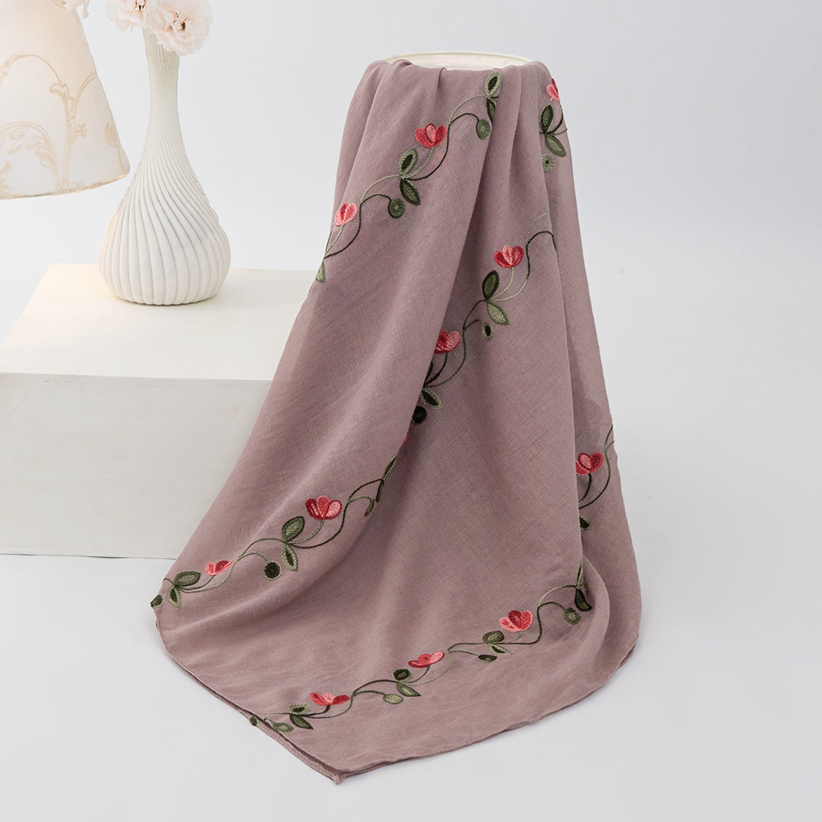 Gardenia Lawn Hijabs - Tea pink